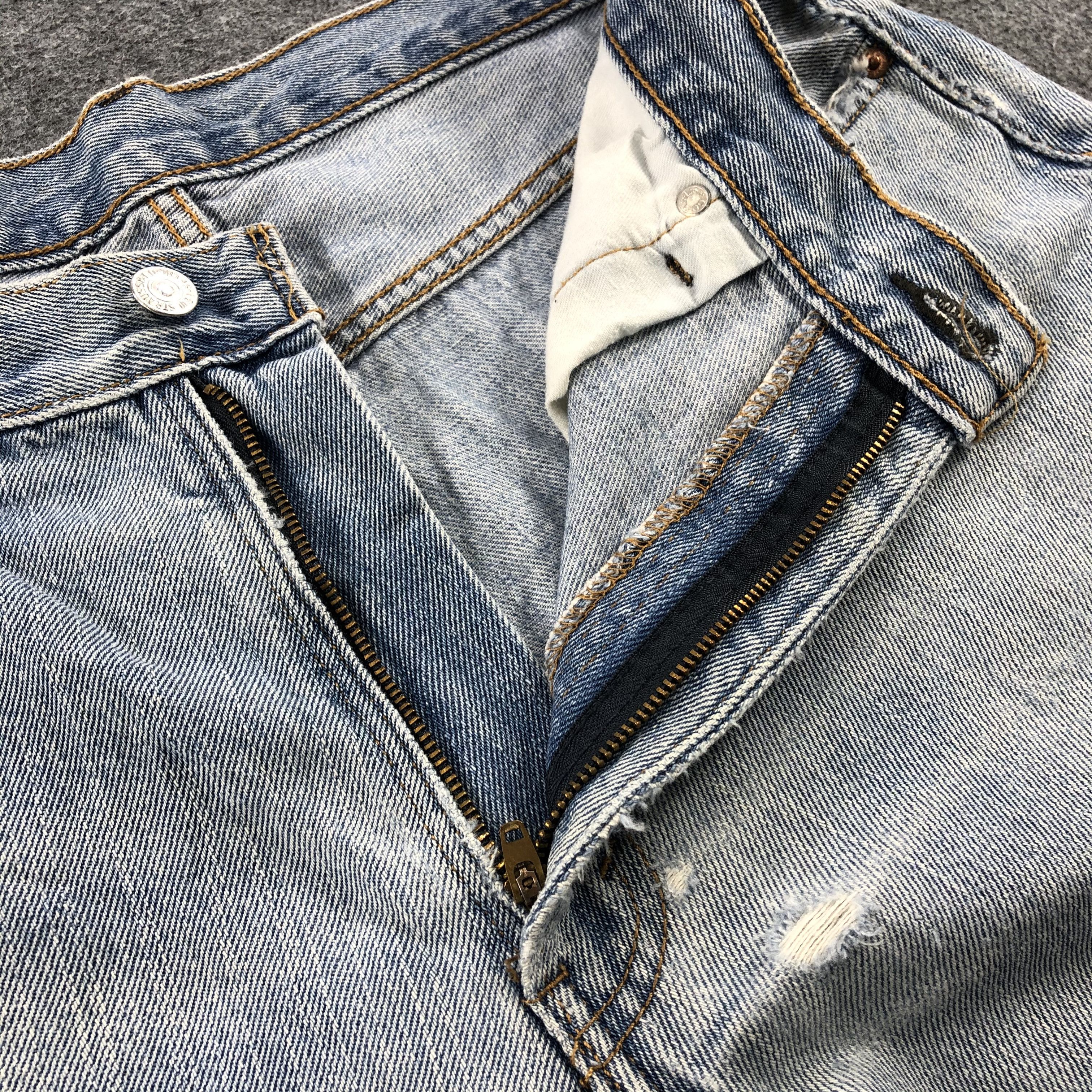 Levi's × Vintage Vintage Light Wash Levis 550 Jeans-JM1715 Size US 32 / EU 48 - 9 Thumbnail