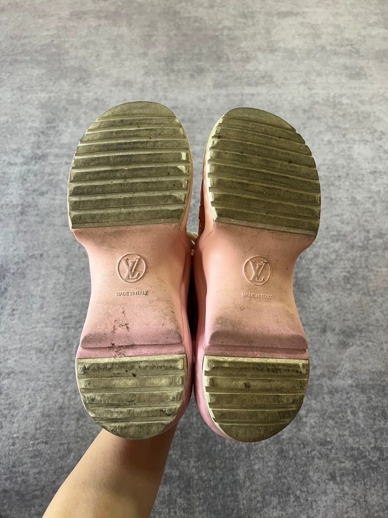 Louis Vuitton Louis Vuitton size 36.5 Pink gradient logo dad shoes Size US 5 / EU 37 - 9 Thumbnail