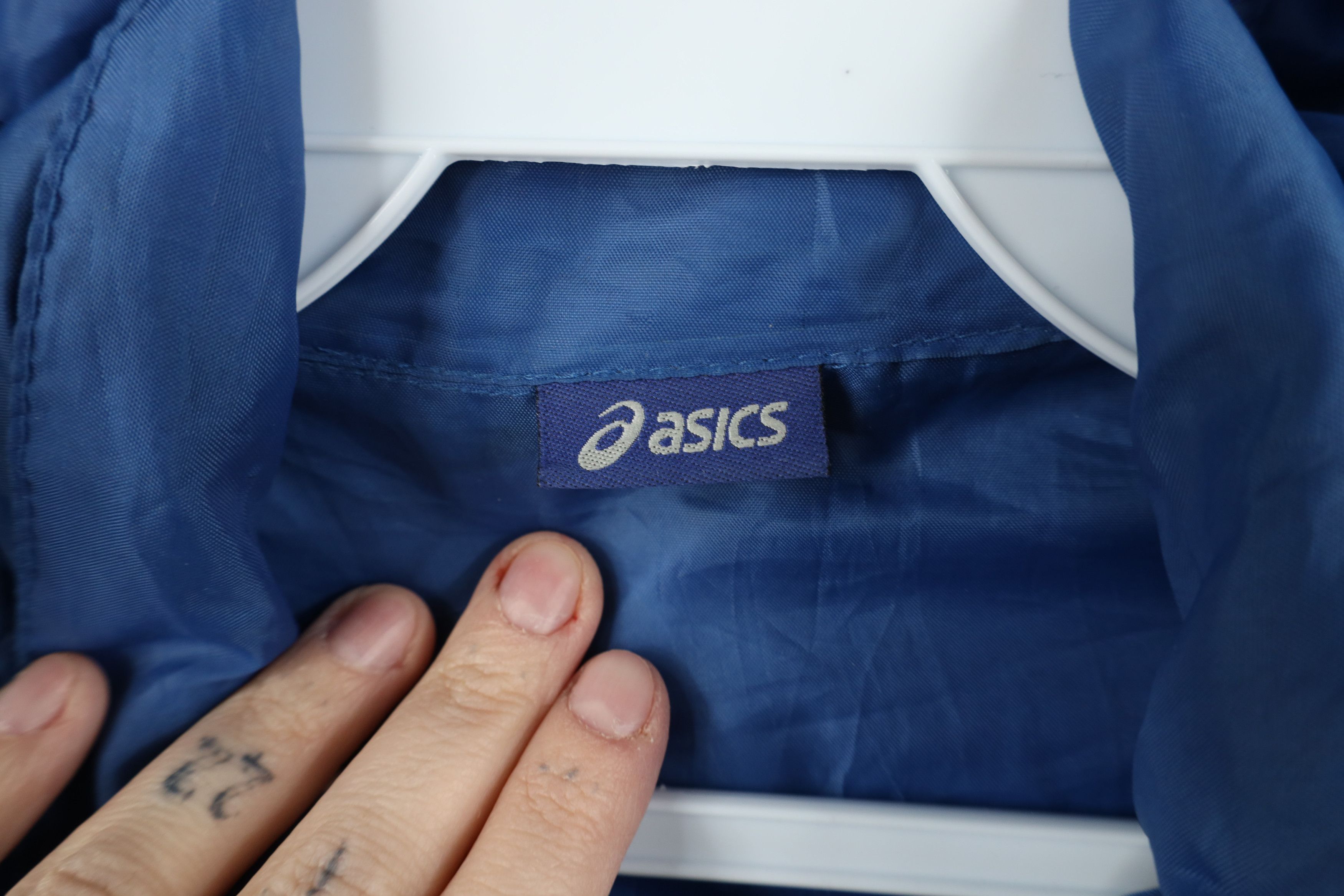 Asics Vintage 90s ASICS Spell Out Hooded Windbreaker Jacket Blue Size XL / US 12-14 / IT 48-50 - 9 Thumbnail