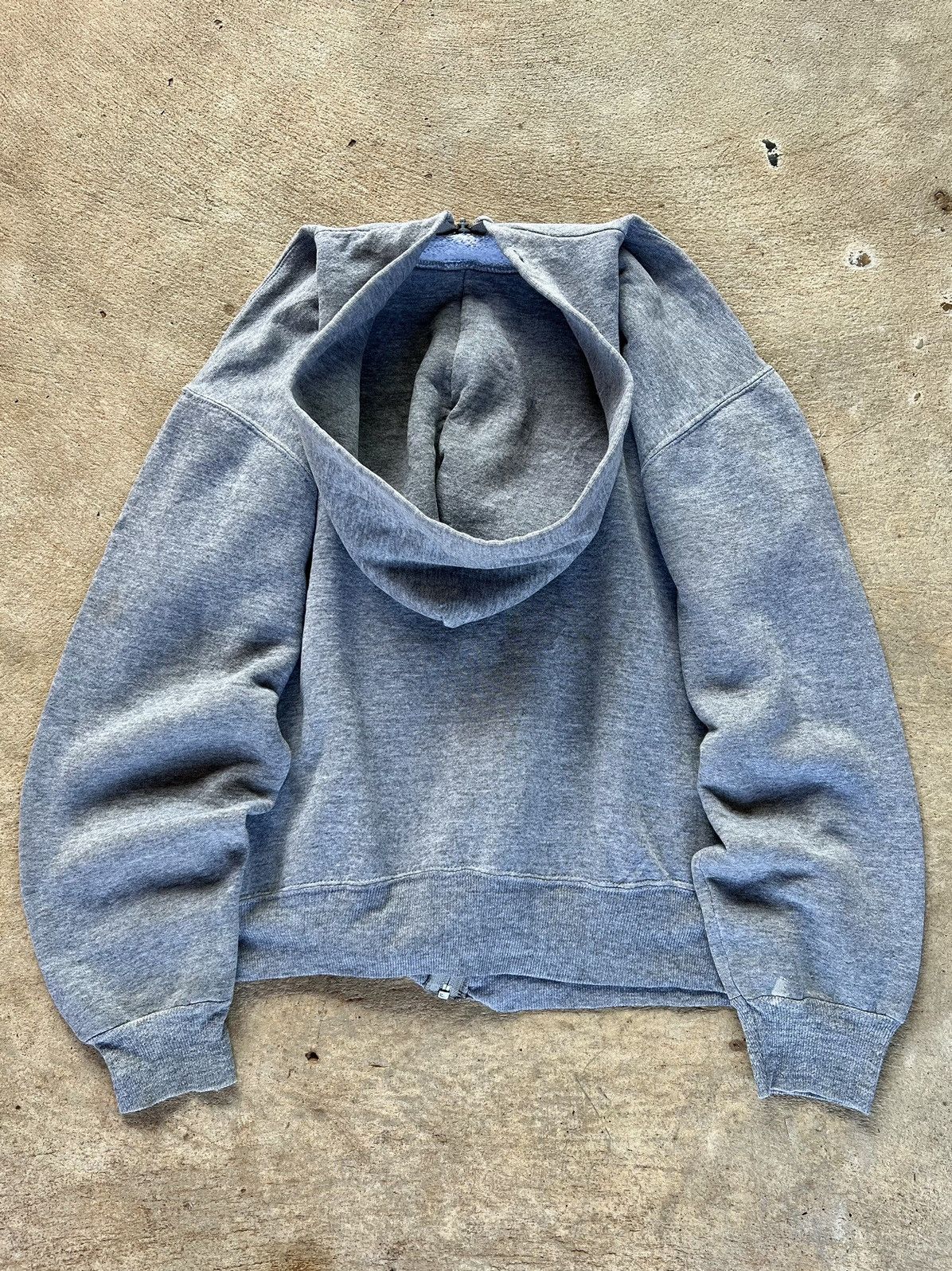 Russell Athletic × Vintage Vintage Russell Athletic Grey Zip Up Size US L / EU 52-54 / 3 - 7 Thumbnail
