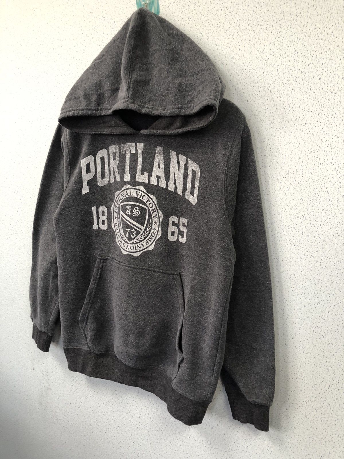 Japanese Brand Volcanic - Portland USA Hoodie Size US M / EU 48-50 / 2 - 4 Thumbnail