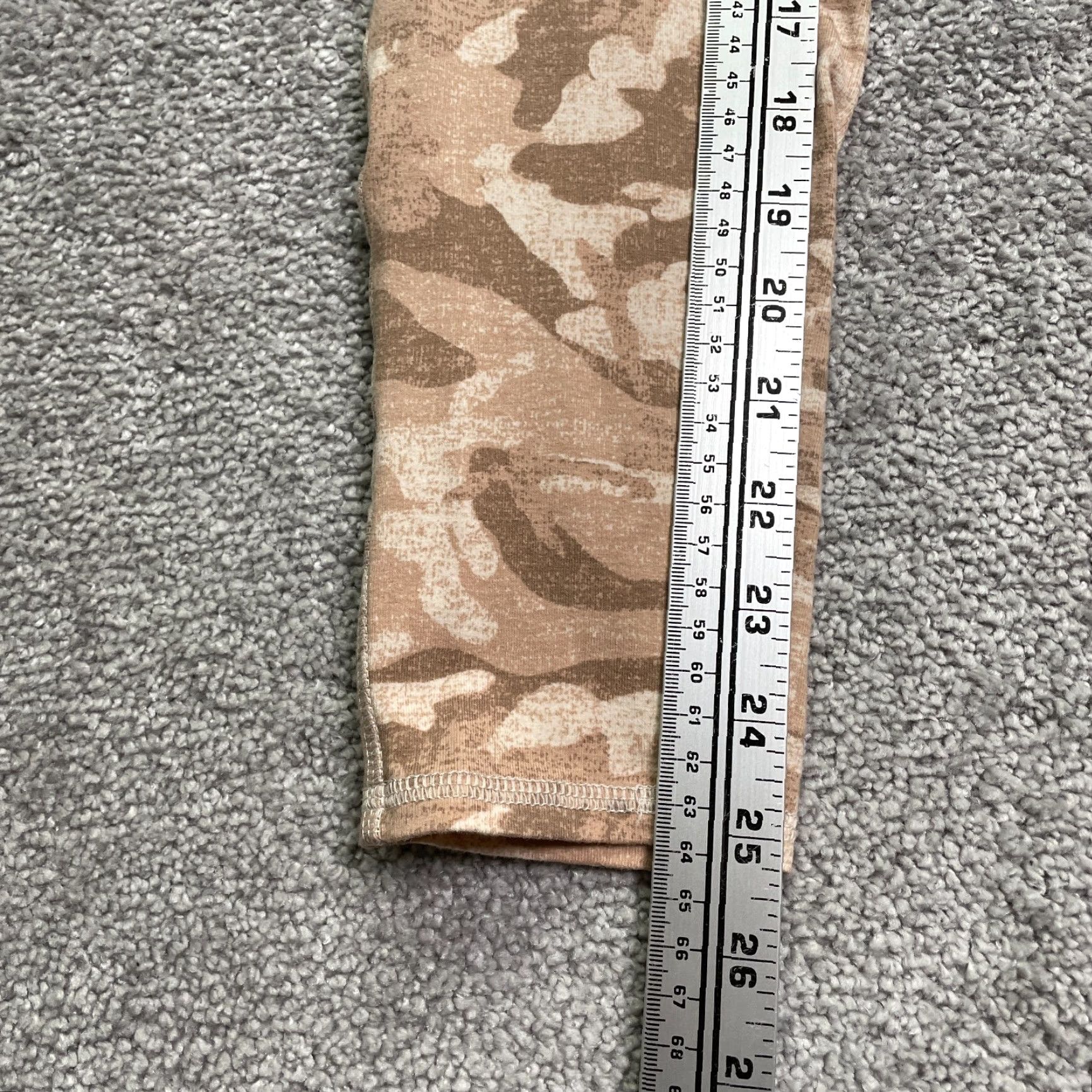 Vintage Wonderly Studio Compression Leggings Womens Medium Brown Camouflage Active 26x25 Size 32" / US 10 / IT 46 - 7 Thumbnail