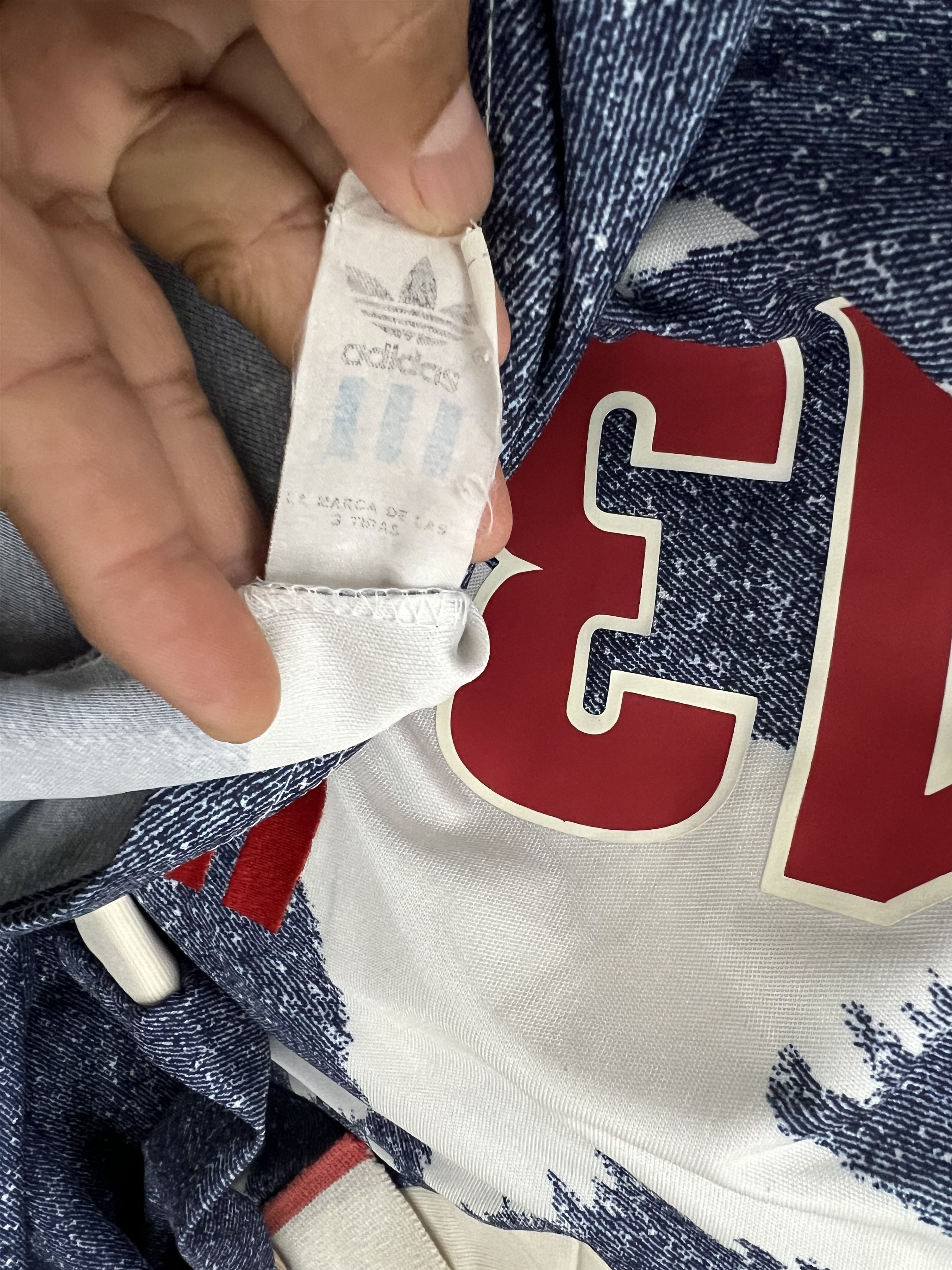 Adidas Vintage Adidas USA Soccer Jersey Jones #13 Long Sleeve Size US M / EU 48-50 / 2 - 10 Thumbnail