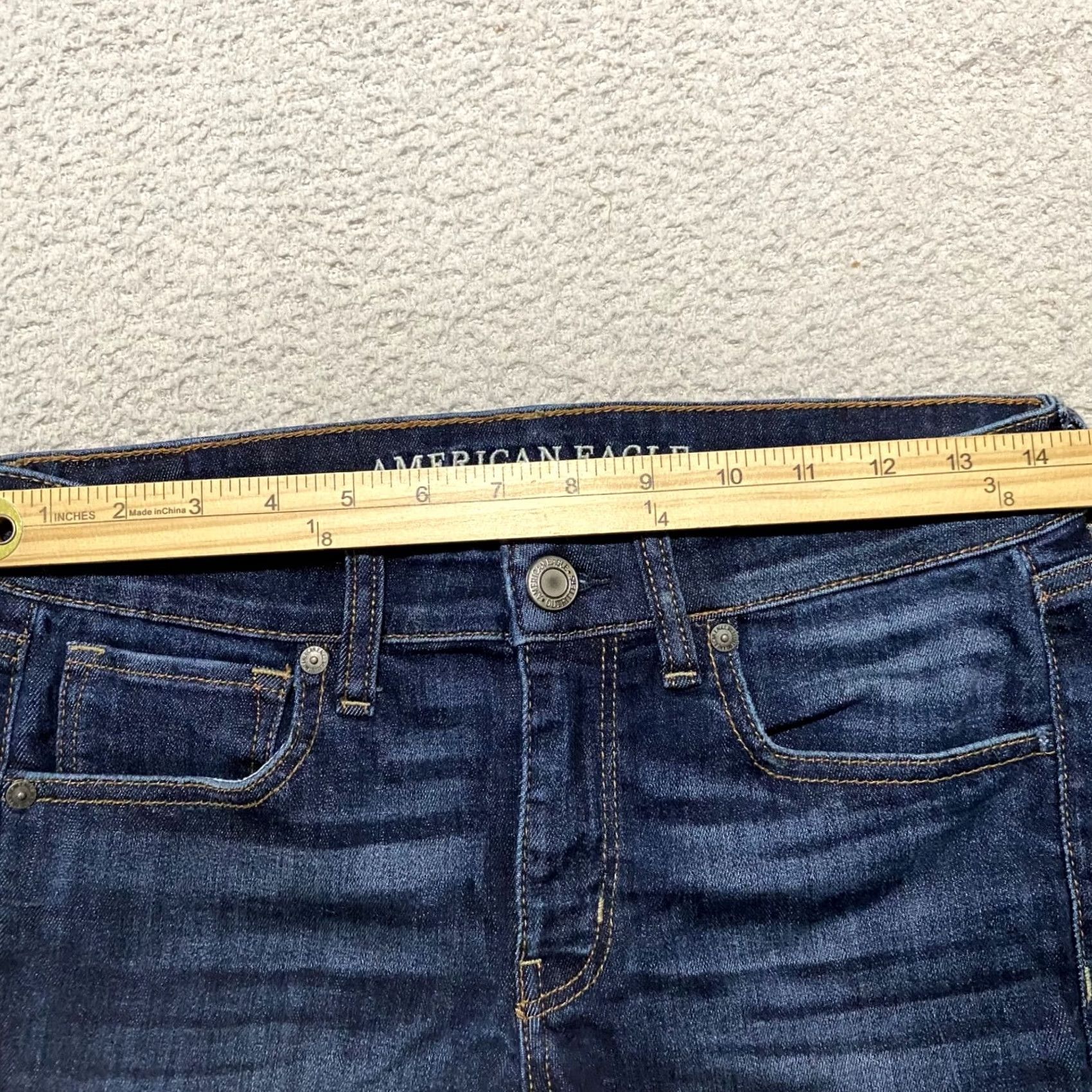 American Eagle Outfitters American Eagle Outfitters Jeans Shorts Blue Dark Wash 8 Inseam 4" 5-Pocket Button Closure Women Regular XS? No Size 30" / US 8 / IT 44 - 7 Thumbnail