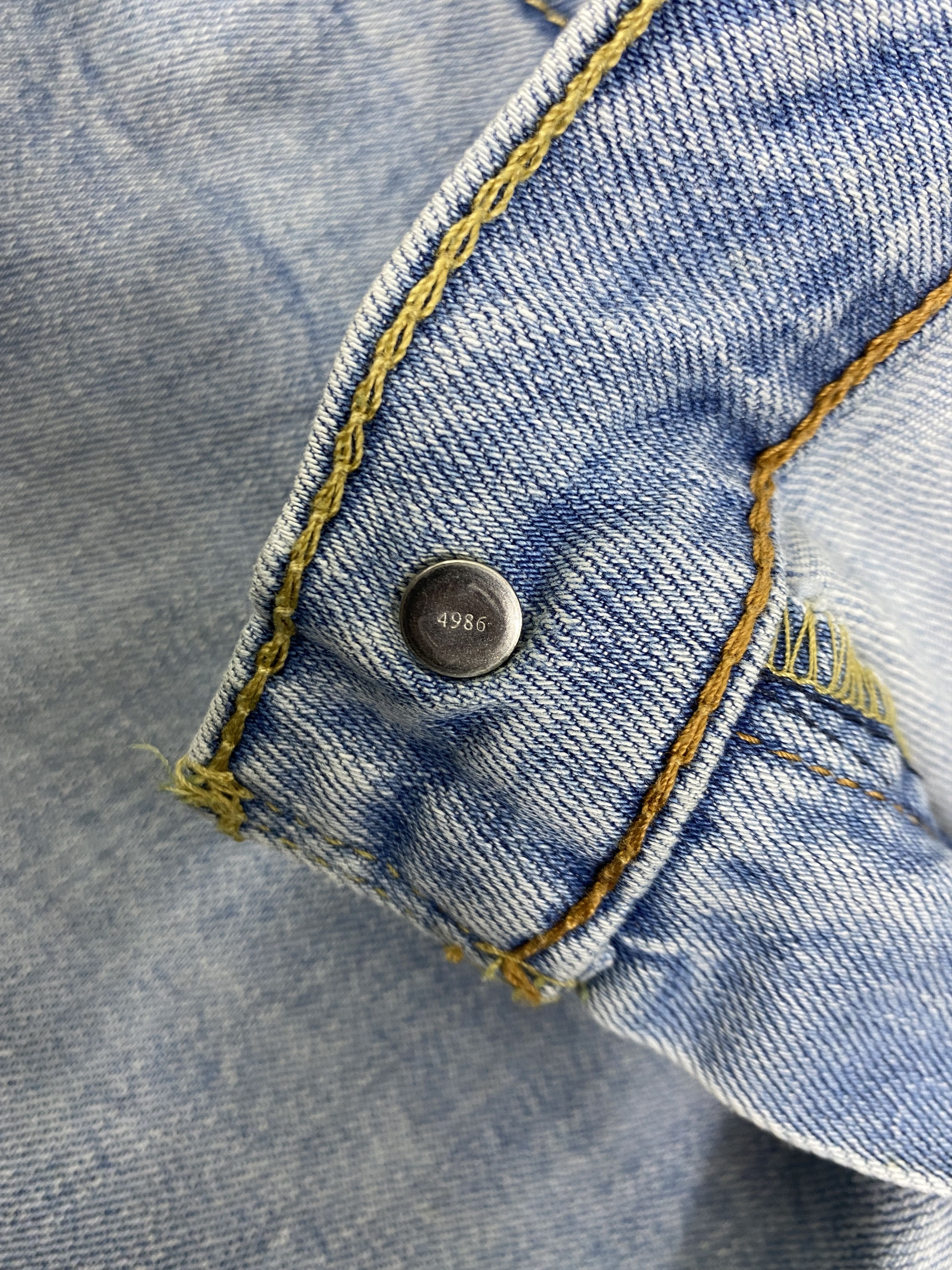 Levi's Vintage Levi's 514 Light Wash Denim 36 x 32 -JN055 Size US 36 / EU 52 - 7 Thumbnail