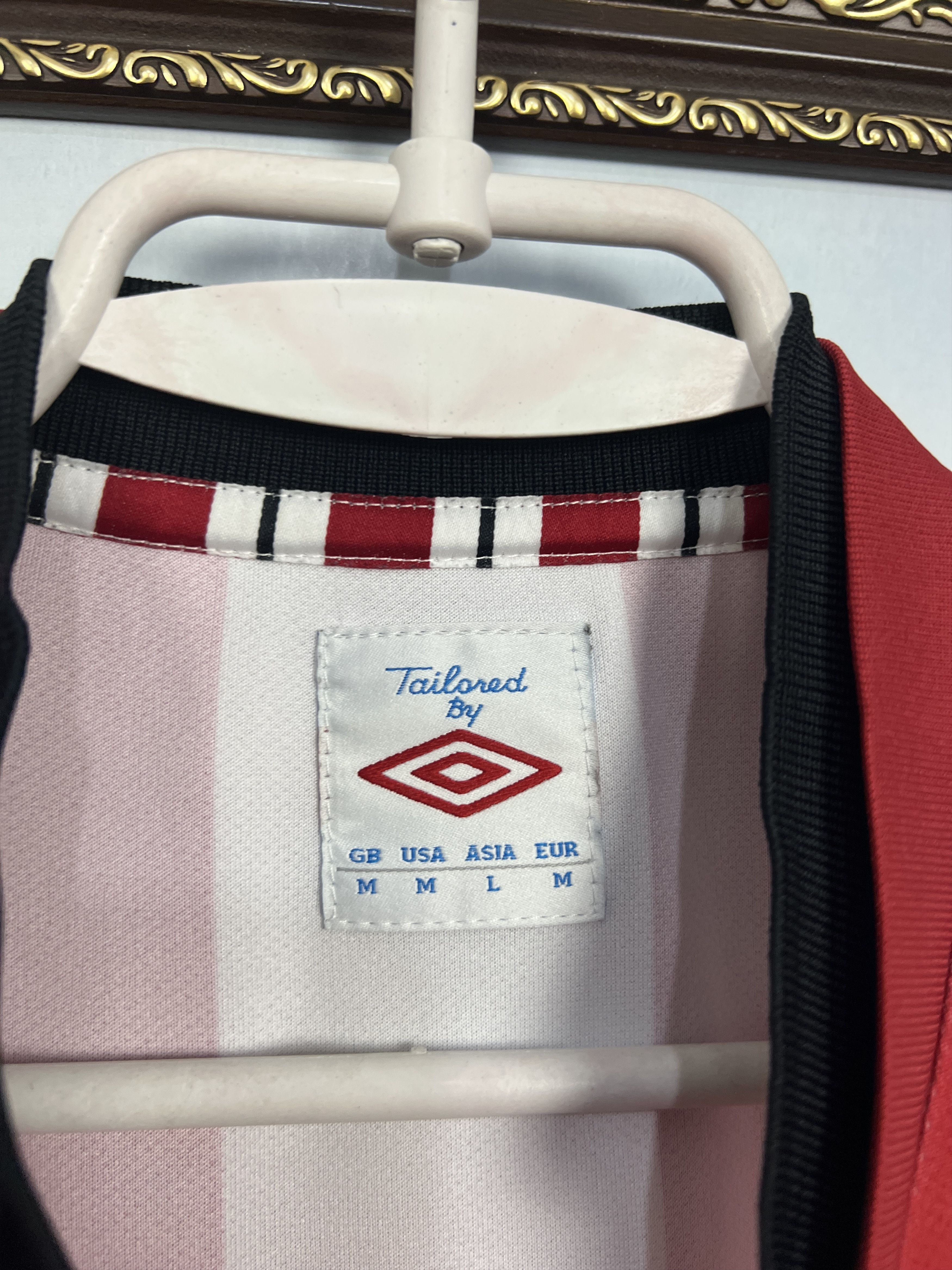 Umbro Athletic Bilbao Home football shirt Soccer Jersey Trikot Size US M / EU 48-50 / 2 - 7 Thumbnail