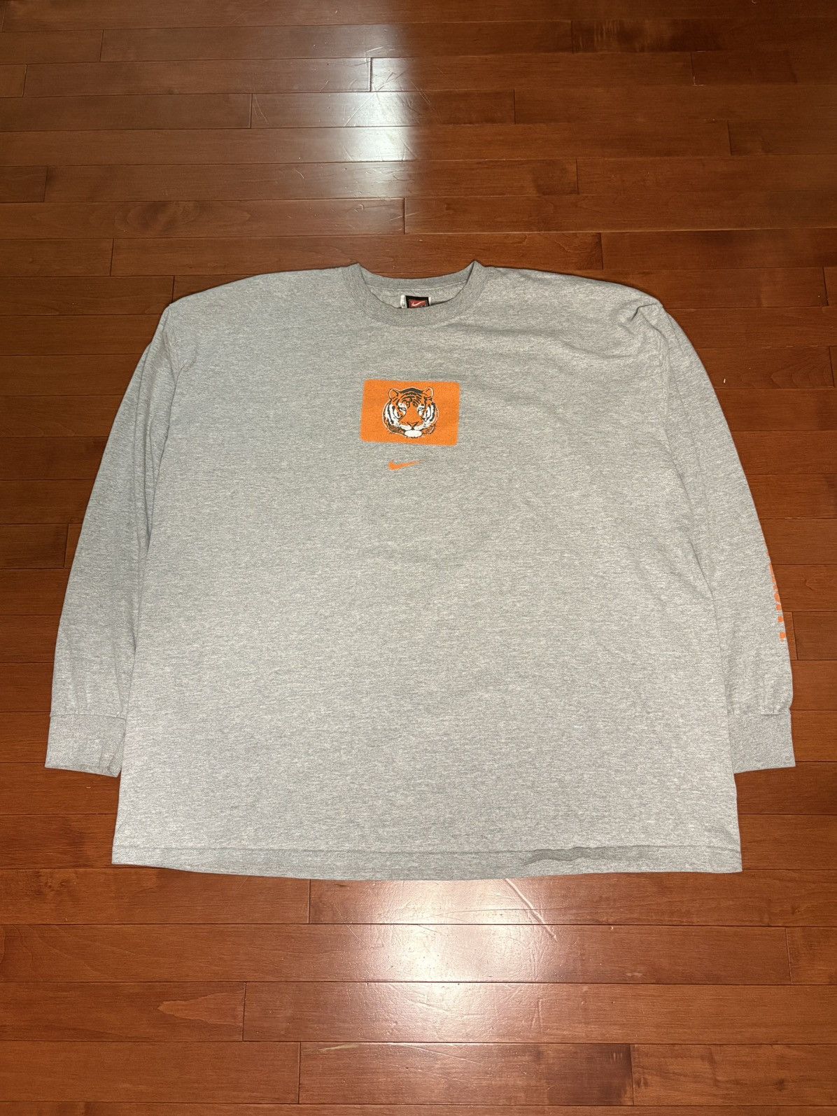 Nike Vintage Y2K Nike Princeton University Center SwooshTee | $30 Size US XXL / EU 58 / 5 - 1 Thumbnail