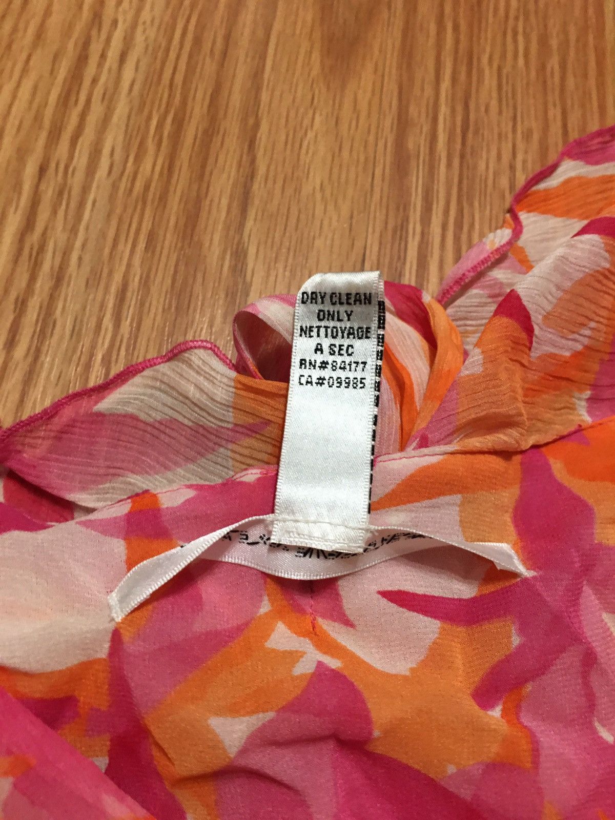 Diane von Furstenberg Diane Von Furstenberg Silk Pink & Orange Pretty Dress Size M / US 6-8 / IT 42-44 - 8 Thumbnail