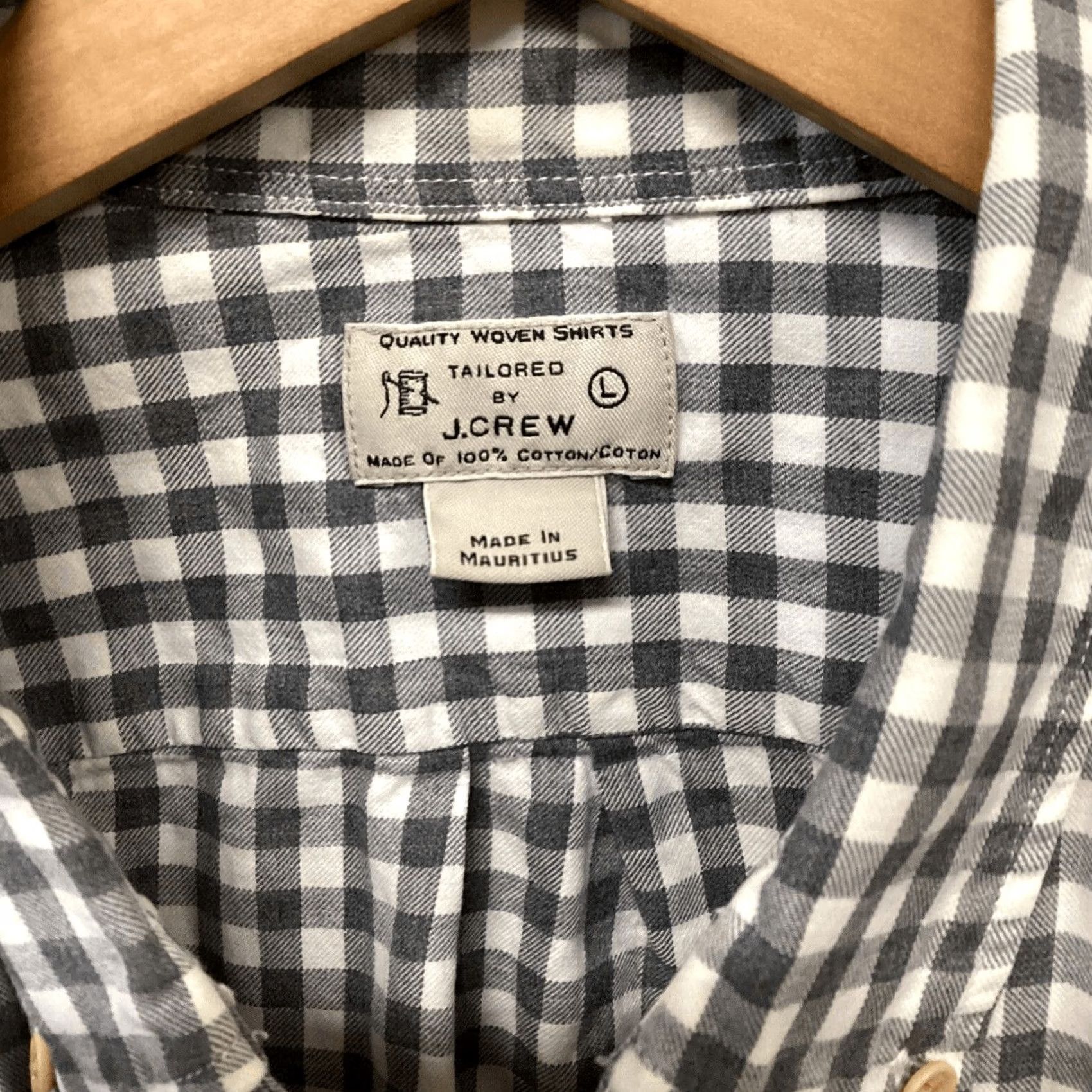 J.Crew J. Crew Mens Large Button Up Shirt Long Sleeve Blue White Check Casual Size US L / EU 52-54 / 3 - 2 Thumbnail
