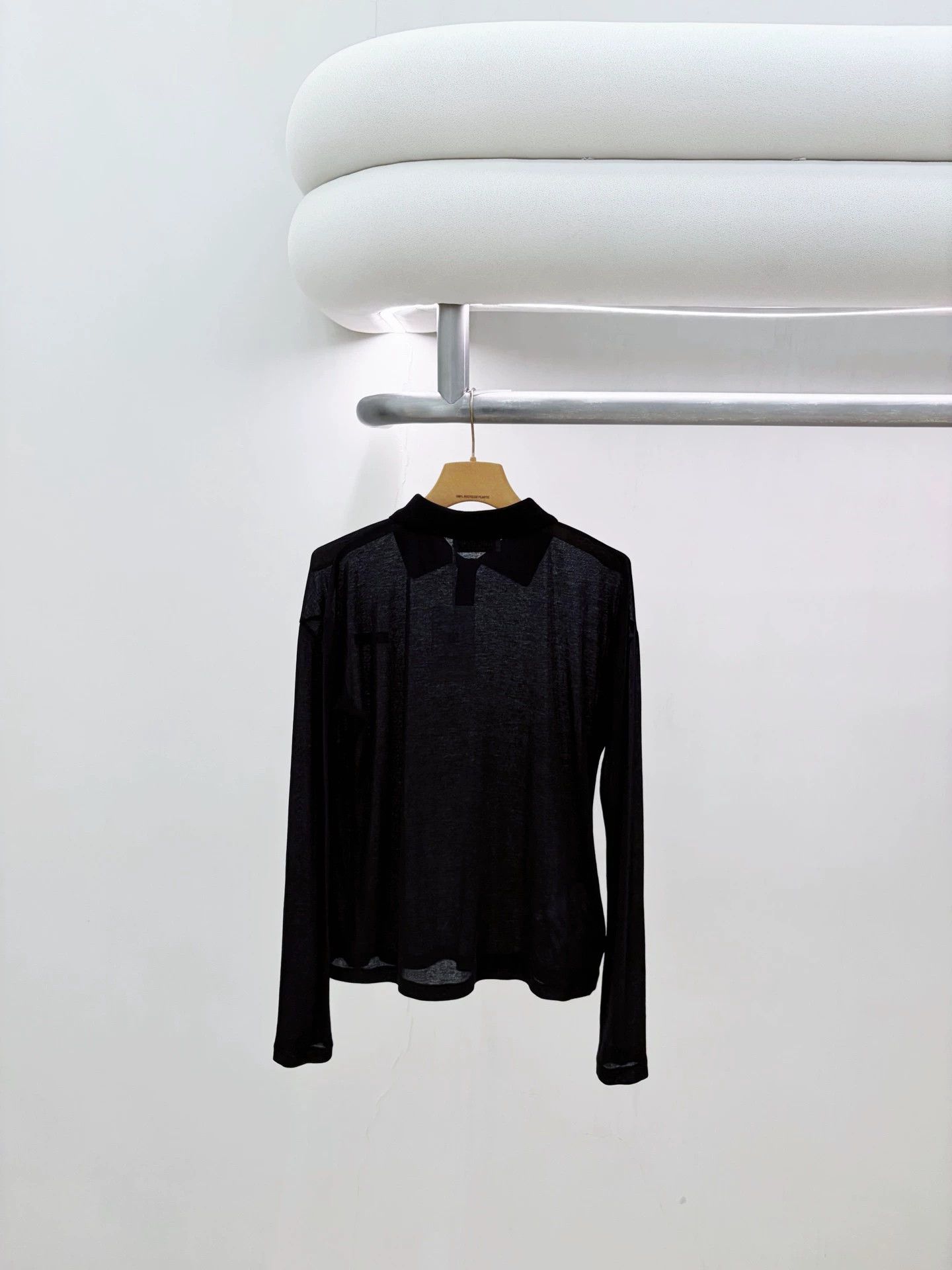 Miu Miu Miu Miu black polo knit sweater XS pre-owned Size XS / US 0-2 / IT 36-38 - 2 Thumbnail