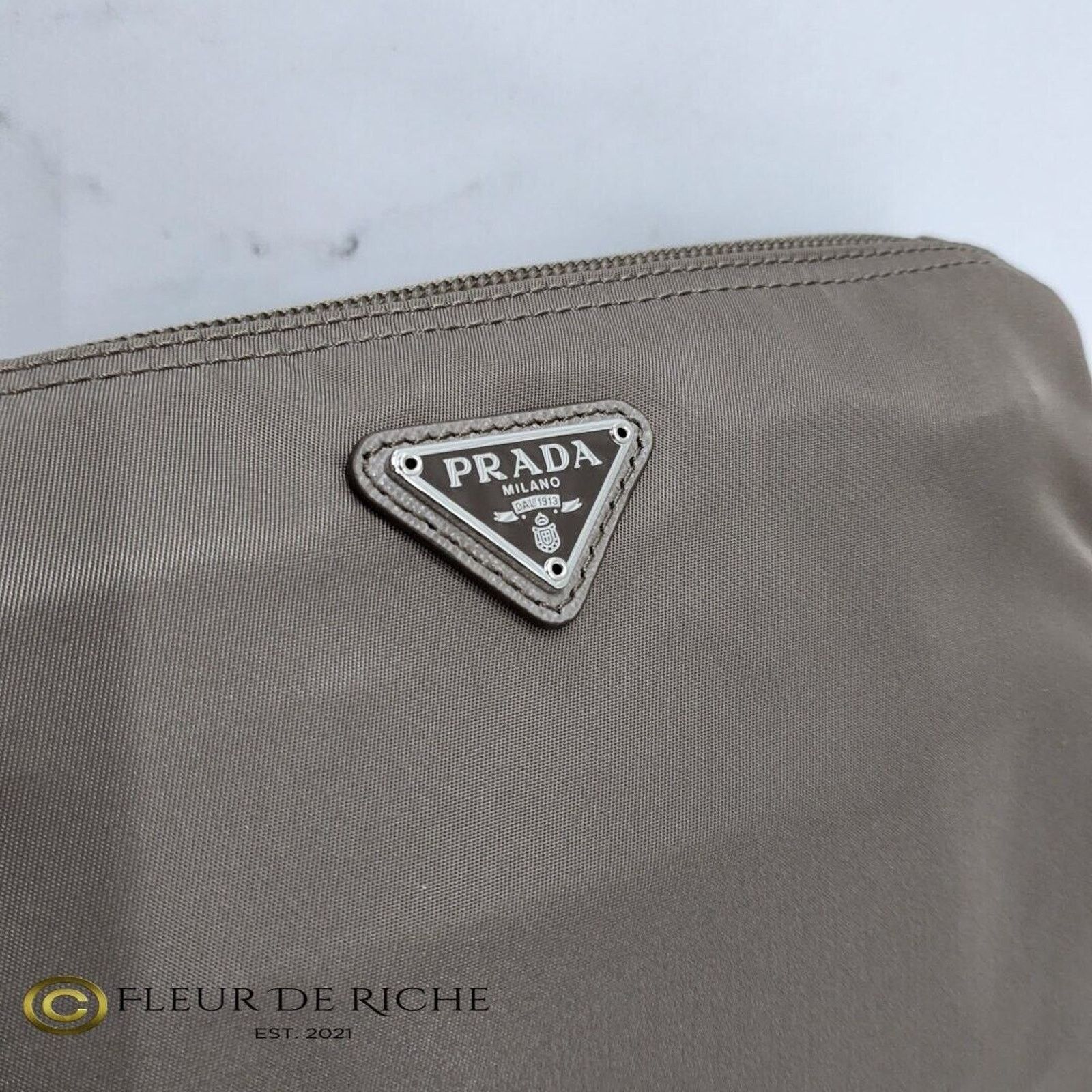 Prada Prada Necessaire Tessuto Nylon Small Toiletry Clutch Gray Size ONE SIZE - 3 Thumbnail