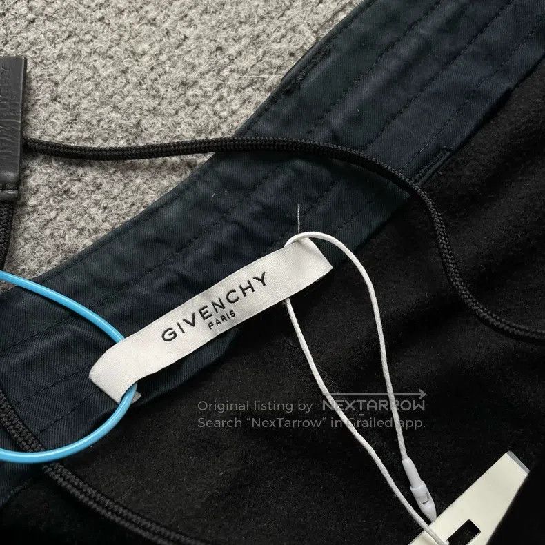 Givenchy Givenchy SizeM Couldn't Find, Black Striped Long Pants Size Size US 30 / EU 46 - 4 Thumbnail
