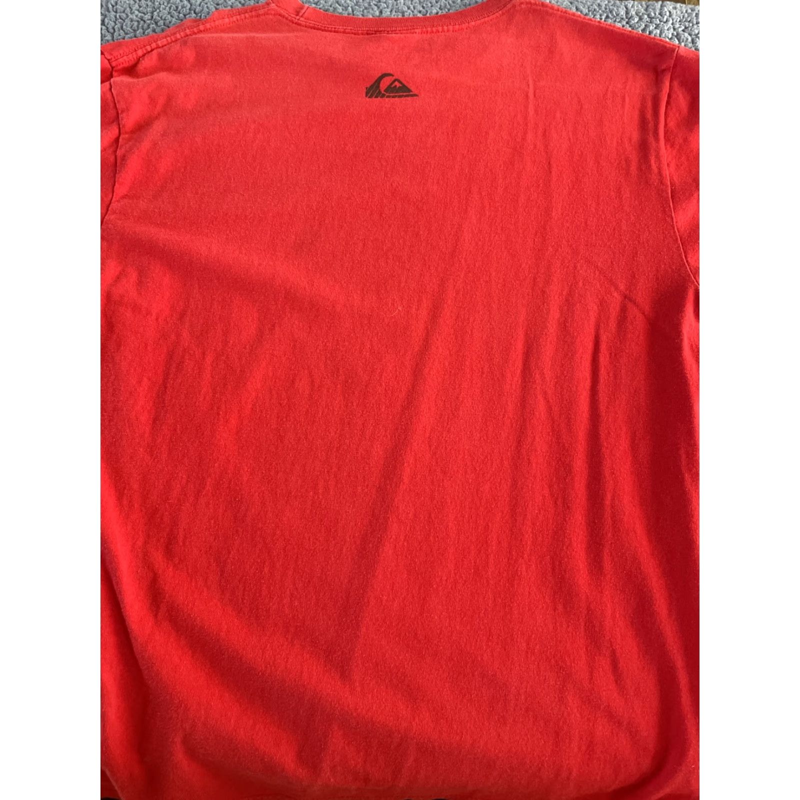 Quiksilver VINTAGE Quicksilver T-Shirt Shirt Red M Men's Short Sleeve 90s Sports Surfing Skateboarding Cotton Cut Medium Tag Size US M / EU 48-50 / 2 - 6 Thumbnail