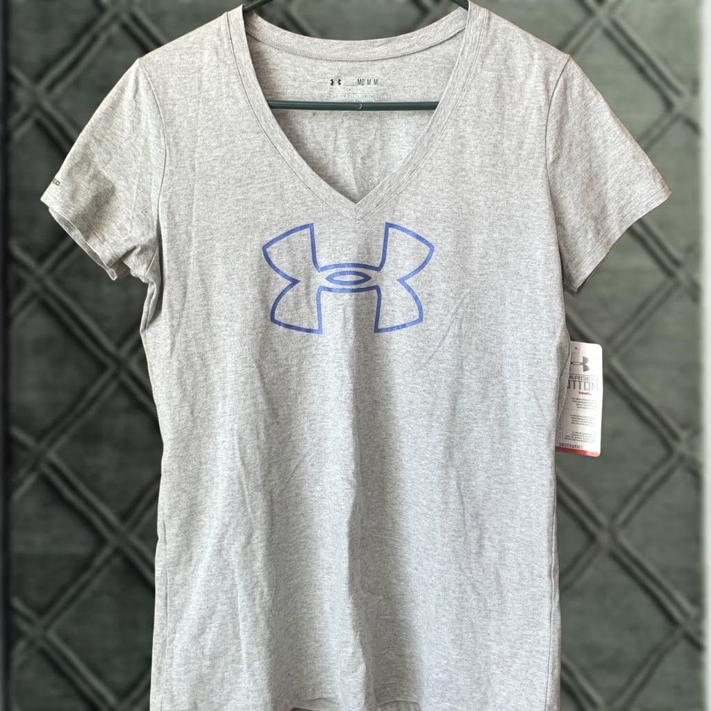 Under Armour Under Armour Women UA Heatgear V-Neck T-Shirt Grey Medium NWT Logo Short Sleeve Gym Training 100% Cotton Size M / US 6-8 / IT 42-44 - 1 Thumbnail