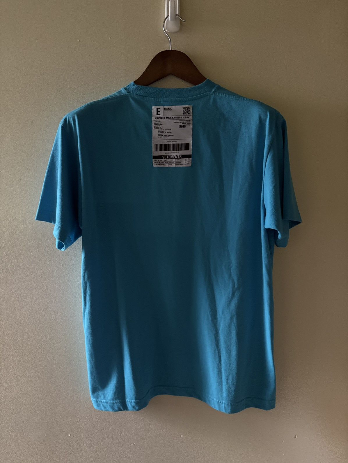 Vetements Vetements T-Shirt Postage Priority Mail Express Size US M / EU 48-50 / 2 - 2 Thumbnail