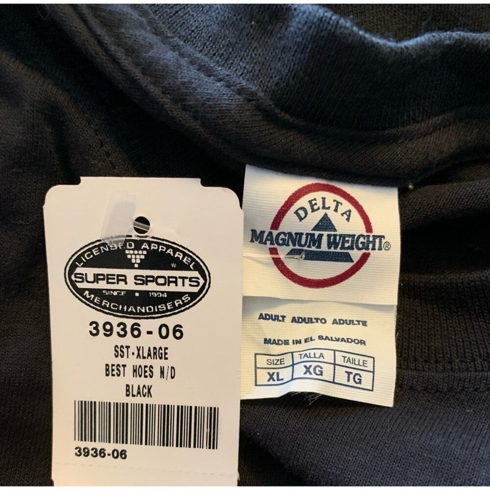Delta HOOTERS GARDENERS HAVE THE BEST HOES Men's XL T-Shirt Black Size US XL / EU 56 / 4 - 5 Thumbnail