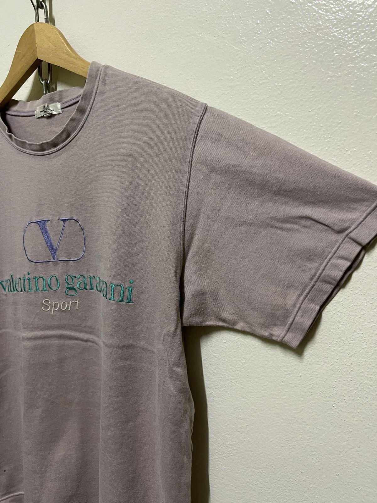 Valentino × Vintage Valentino Garavani Sport Vintage T Shirt Size US M / EU 48-50 / 2 - 7 Thumbnail