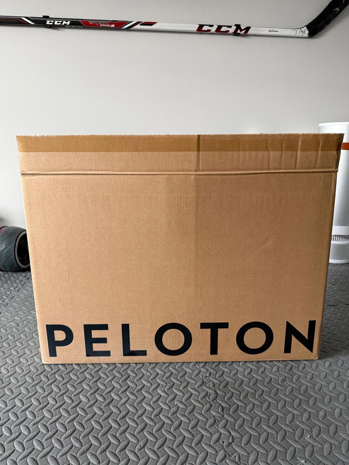 Peloton Peloton Touchscreen Tablet Tread Treadmill PLTN-TTR01-2 Size ONE SIZE - 8 Thumbnail