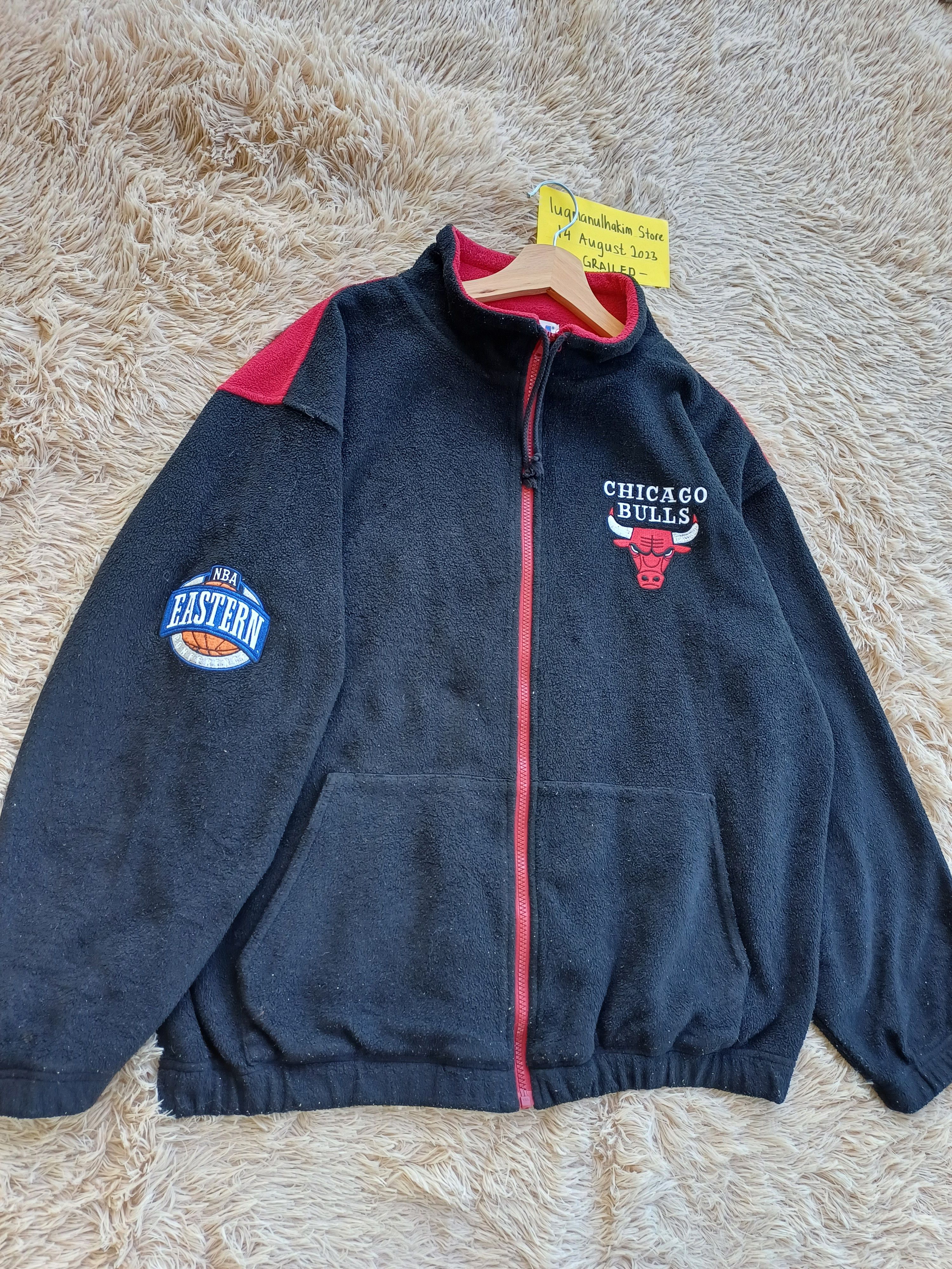 NBA Vintage Chicago Bulls NBA Sweater Size US L / EU 52-54 / 3 - 7 Thumbnail