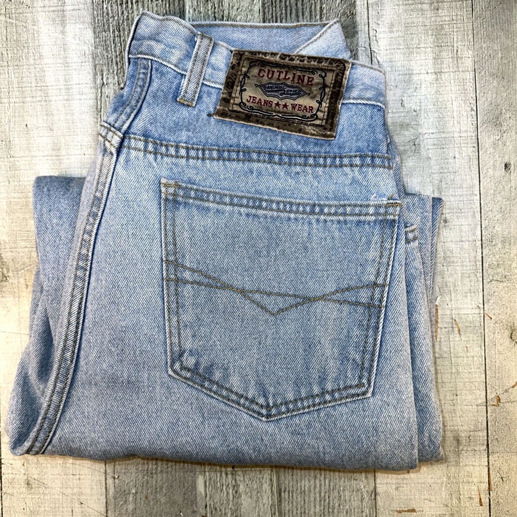 Vintage VINTAGE Men’s Cutline Original Style Jeans Wide-Leg Baggy 32 Regular 27in Blue Jeans Men 32 Inseam 27in Size US 32 / EU 48 - 4 Thumbnail