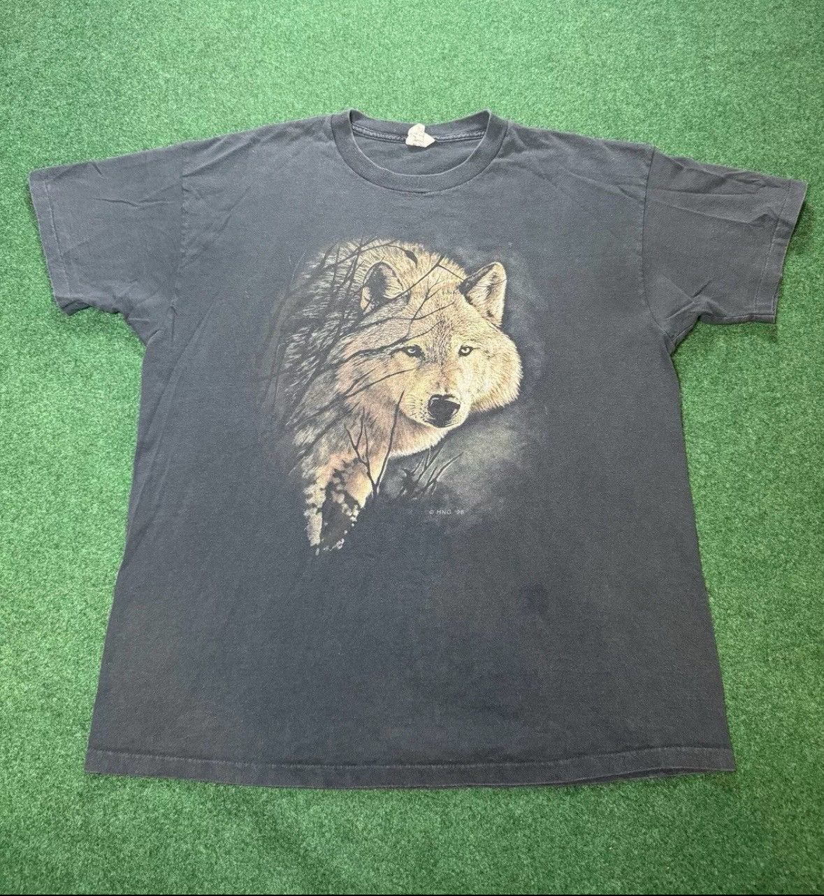 The Mountain × Vintage Vintage 90s Lone Wolf Nature Animal Single Stitch T Shirt Size US XL / EU 56 / 4 - 1 Thumbnail