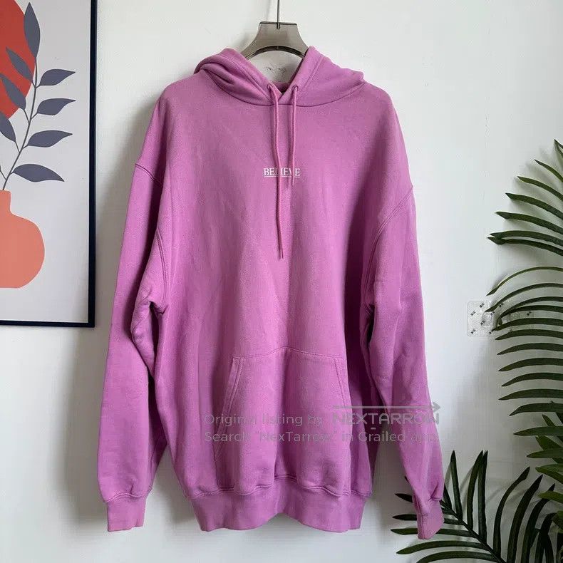 Balenciaga Balenciaga Pink Slogan Sweatshirt Size US XS / EU 42 / 0 - 1 Thumbnail