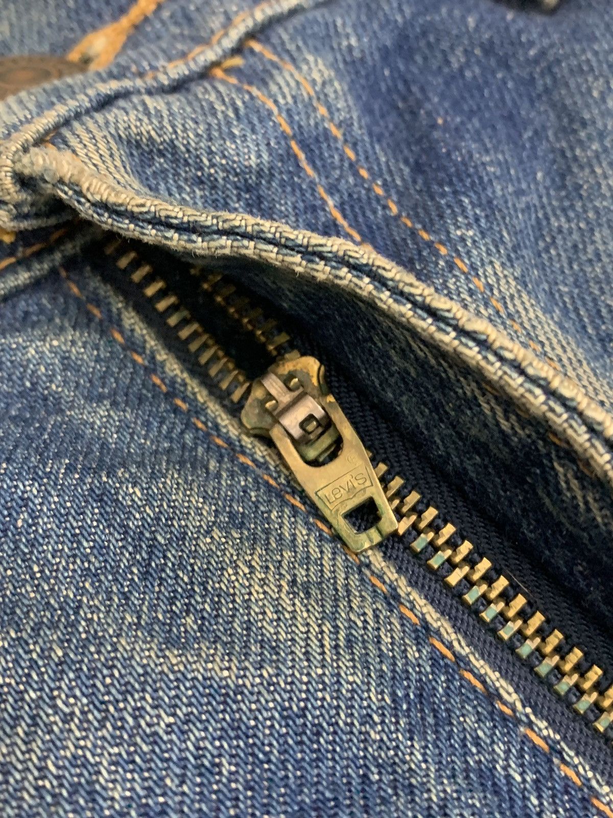 Vintage Levis 607 Orange Tab Mud Wash Distressed (AE10)