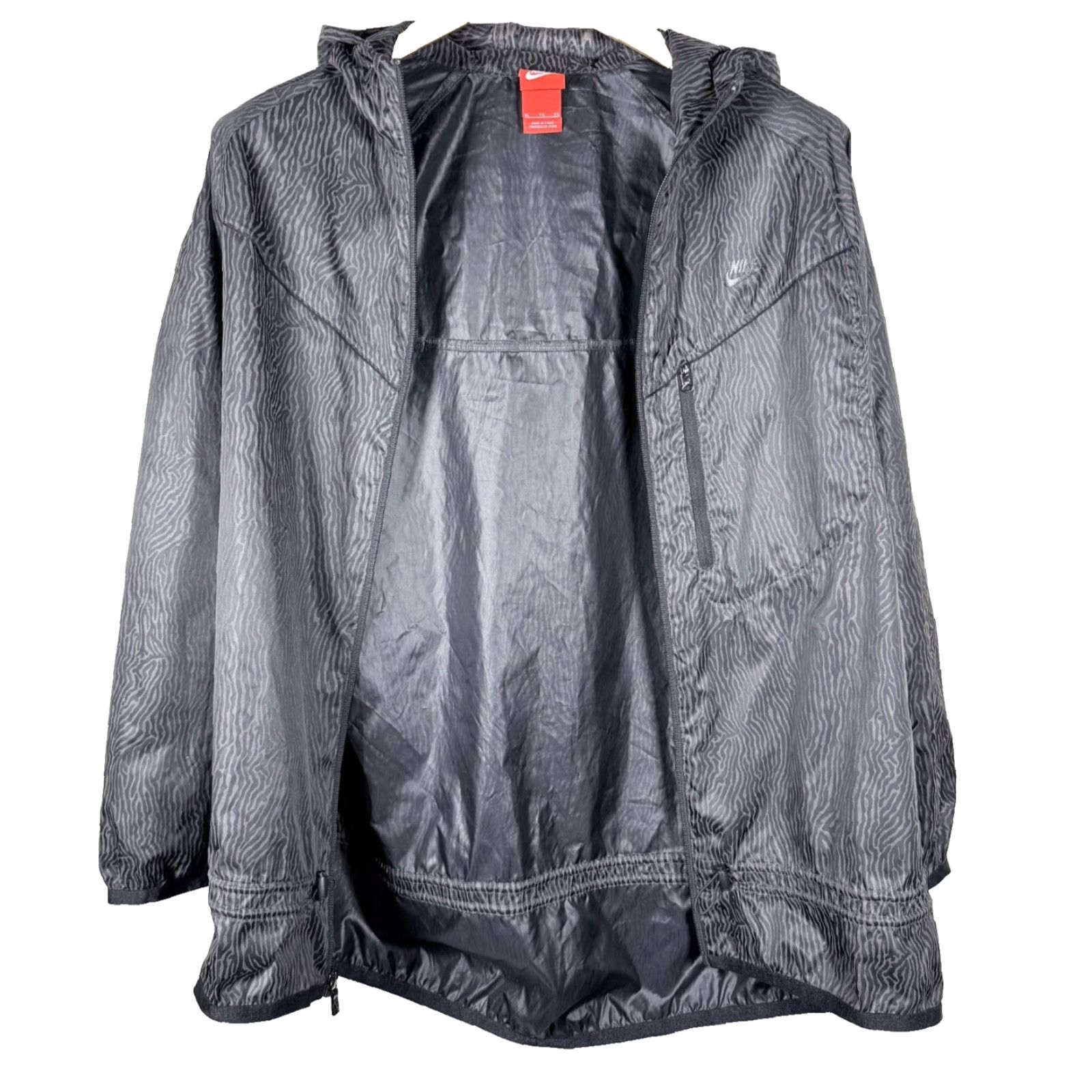 Nike Nike Windrunner Jacket Women's XL Black Zebra Print Reflective Lightweight Windbreaker Reflective Zip Hooded Activewear Niko? Size XL / US 12-14 / IT 48-50 - 2 Thumbnail