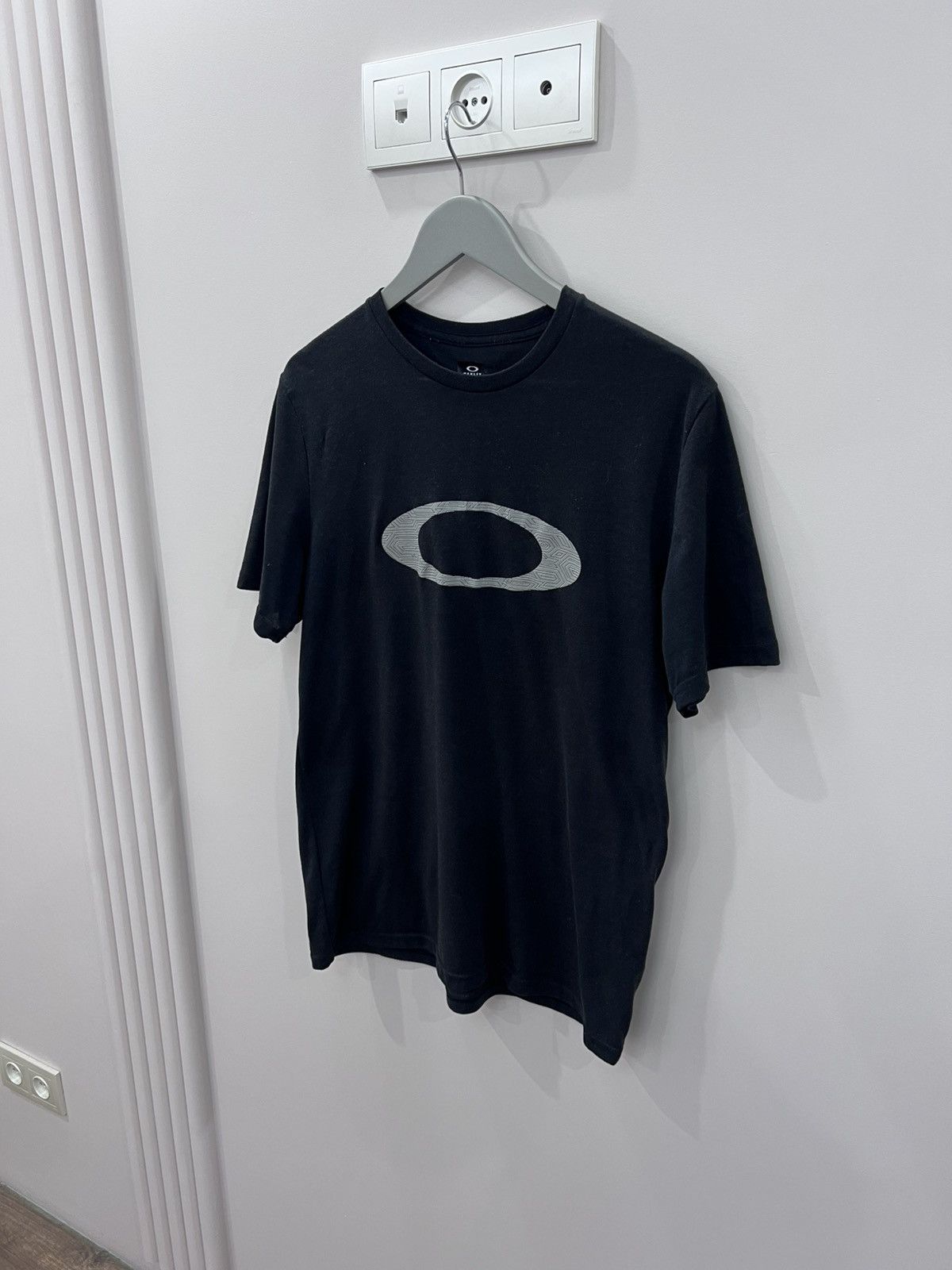 Oakley VERY RARE vintage oakley tee S Size US S / EU 44-46 / 1 - 2 Thumbnail