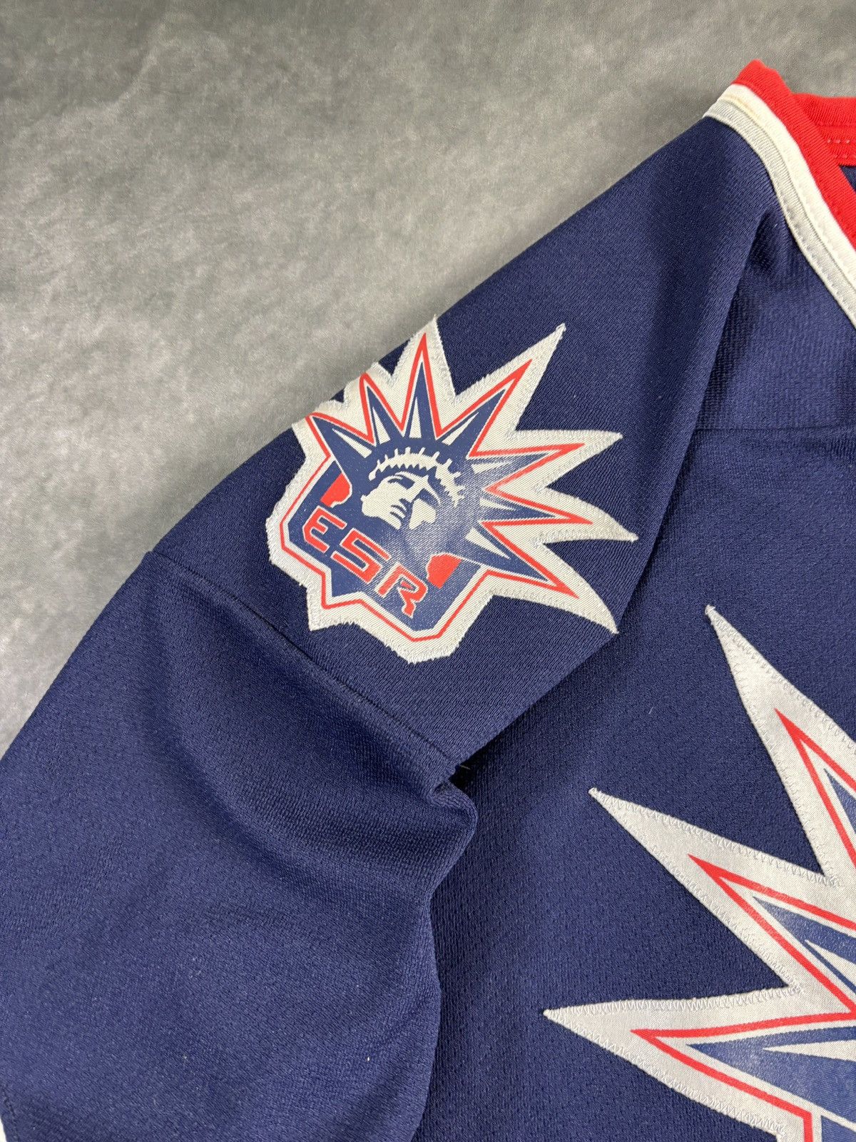 Vintage Vintage Hockey Jersey New York Beer League Patches NHL Sport Size US L / EU 52-54 / 3 - 4 Thumbnail