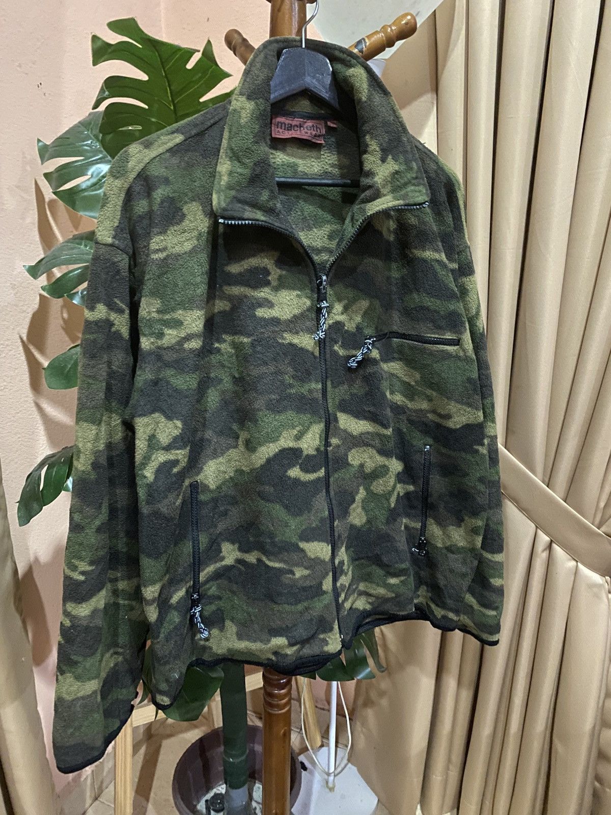 Macbeth Vintage Macbeth Activewear Camo Fleece Jacket Green Camo Size US L / EU 52-54 / 3 - 3 Thumbnail