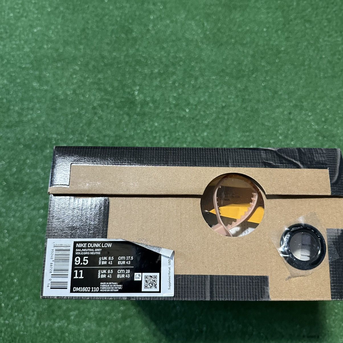 Nike × Off-White Nike Dunk Low Off White Lot 06 Of 50 Size US 9.5 / EU 42-43 - 15 Thumbnail