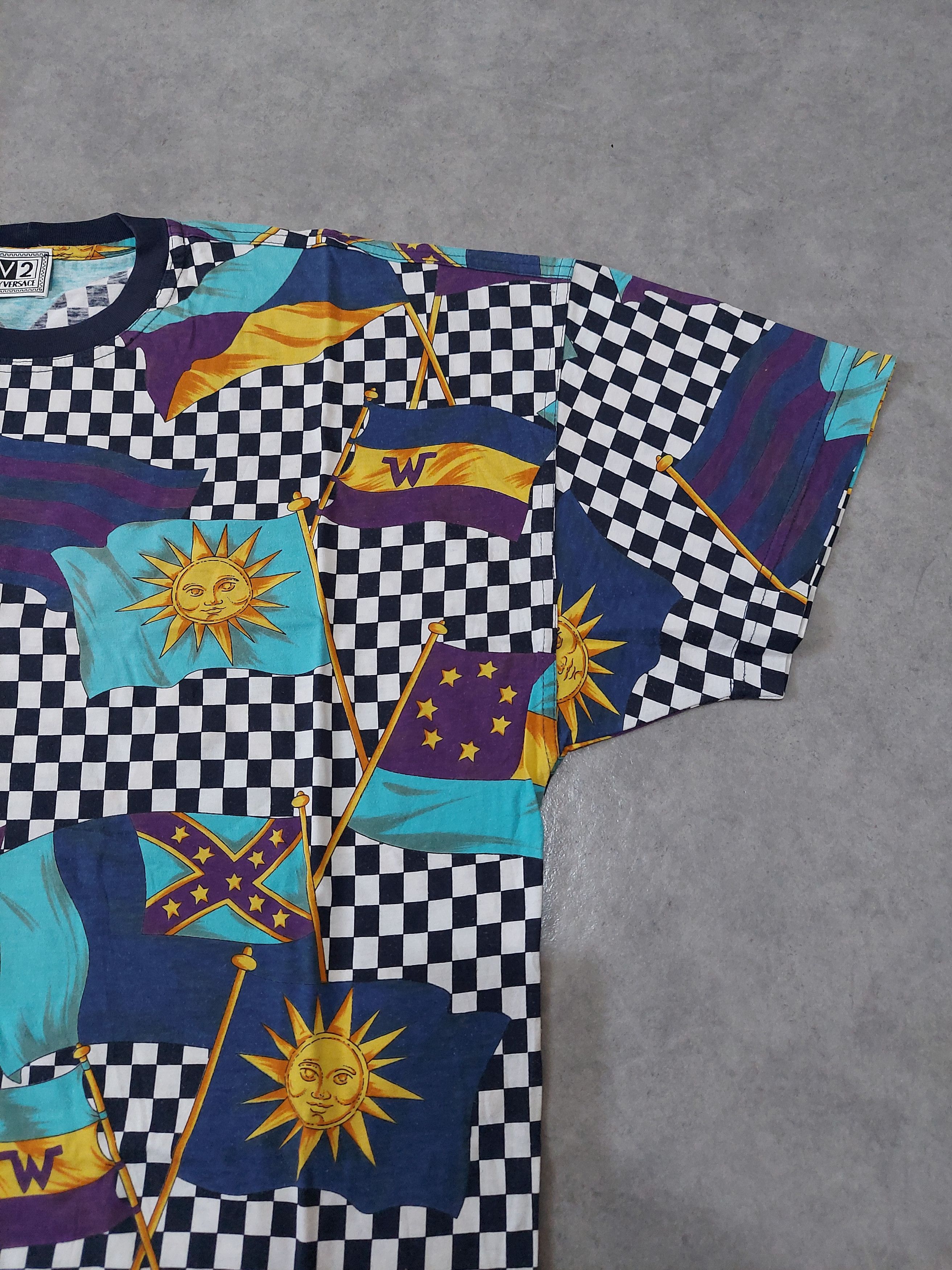 Versace Gianni Versace V2 90s Checker Flag Print T-Shirt (size 48) Size US M / EU 48-50 / 2 - 6 Thumbnail