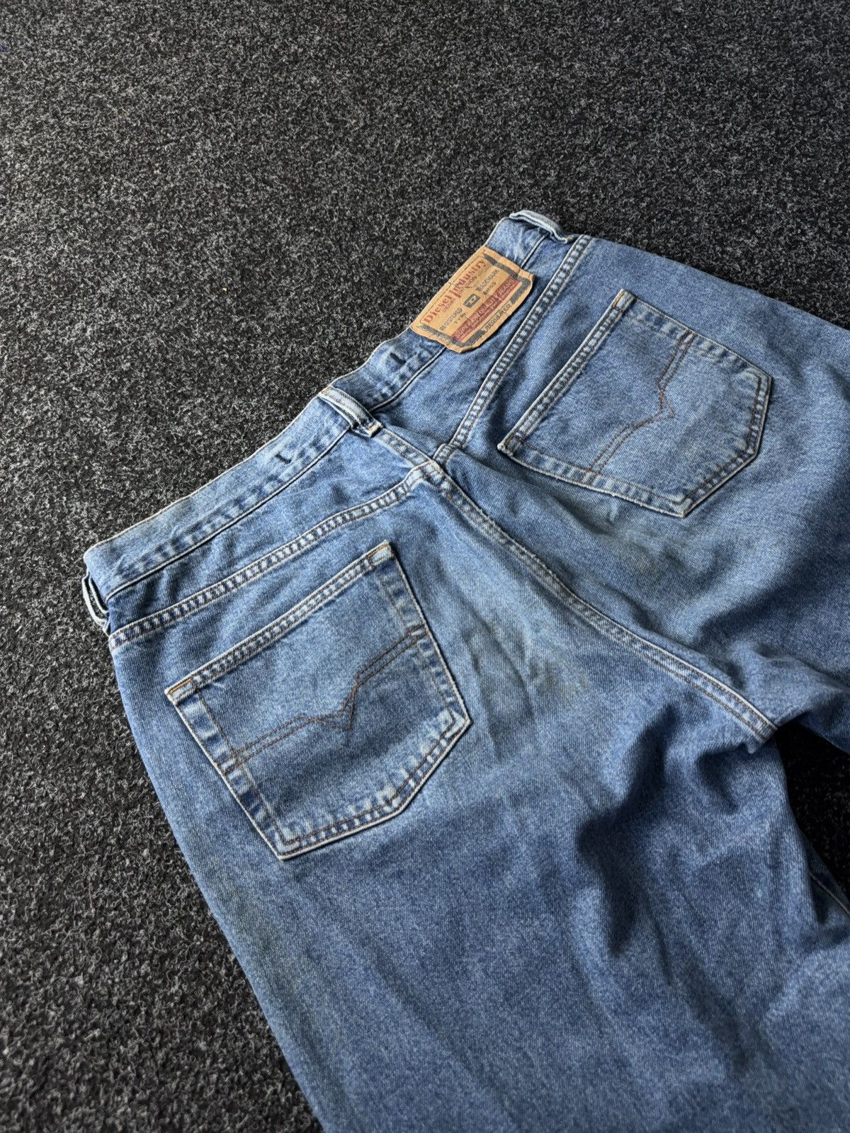 Diesel Vintage 90s Dirty Distressed Diesel Industry Italy Jeans W38 Size US 38 / EU 54 - 15 Thumbnail