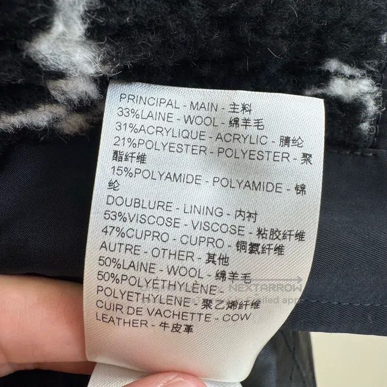 Louis Vuitton Louis Vuitton Black and white full print loose version ted Size XS / US 0-2 / IT 36-38 - 5 Thumbnail
