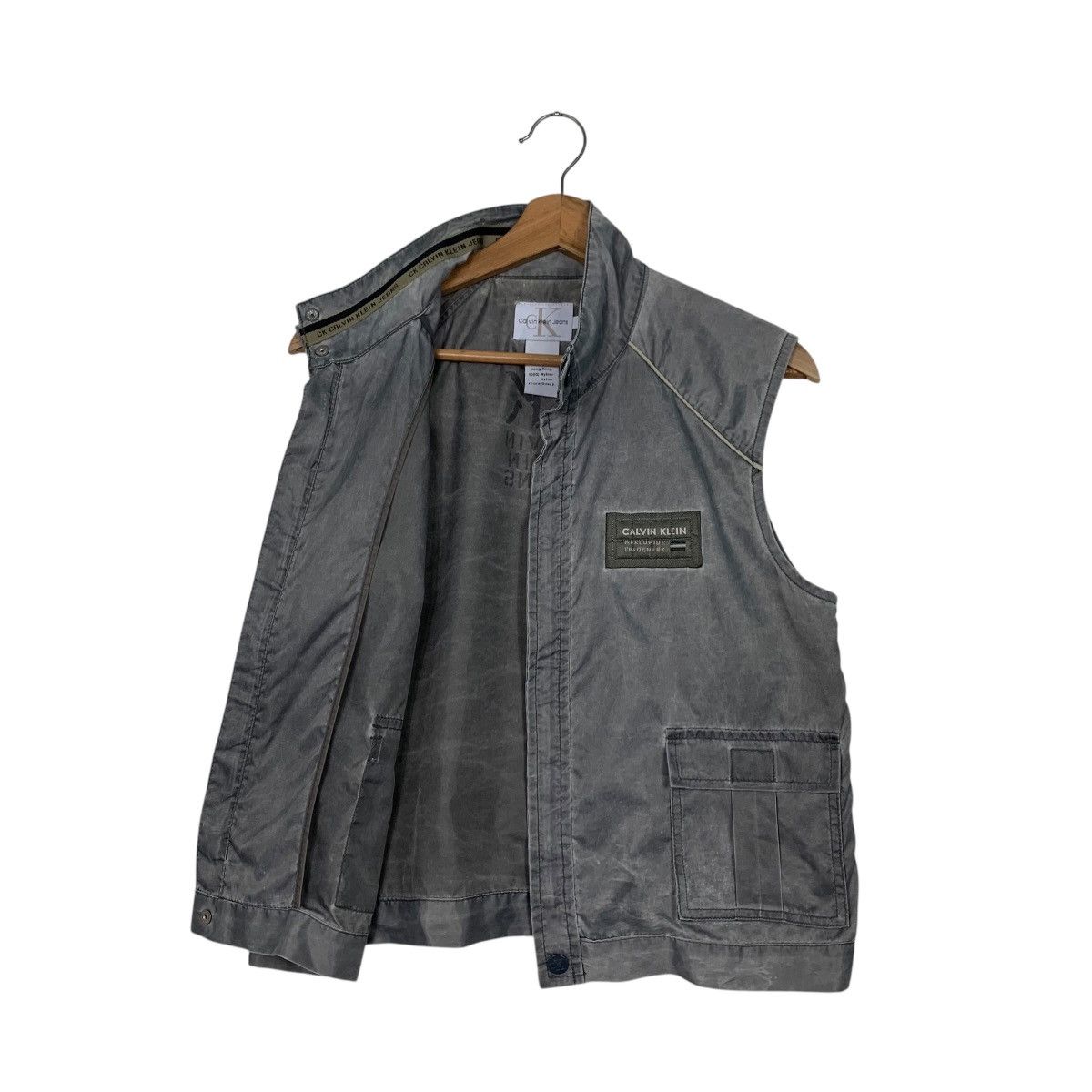 Calvin Klein CALVIN KLEIN JEANS Rusty Gray Nylon Vest #2542-C115 Size US M / EU 48-50 / 2 - 7 Thumbnail