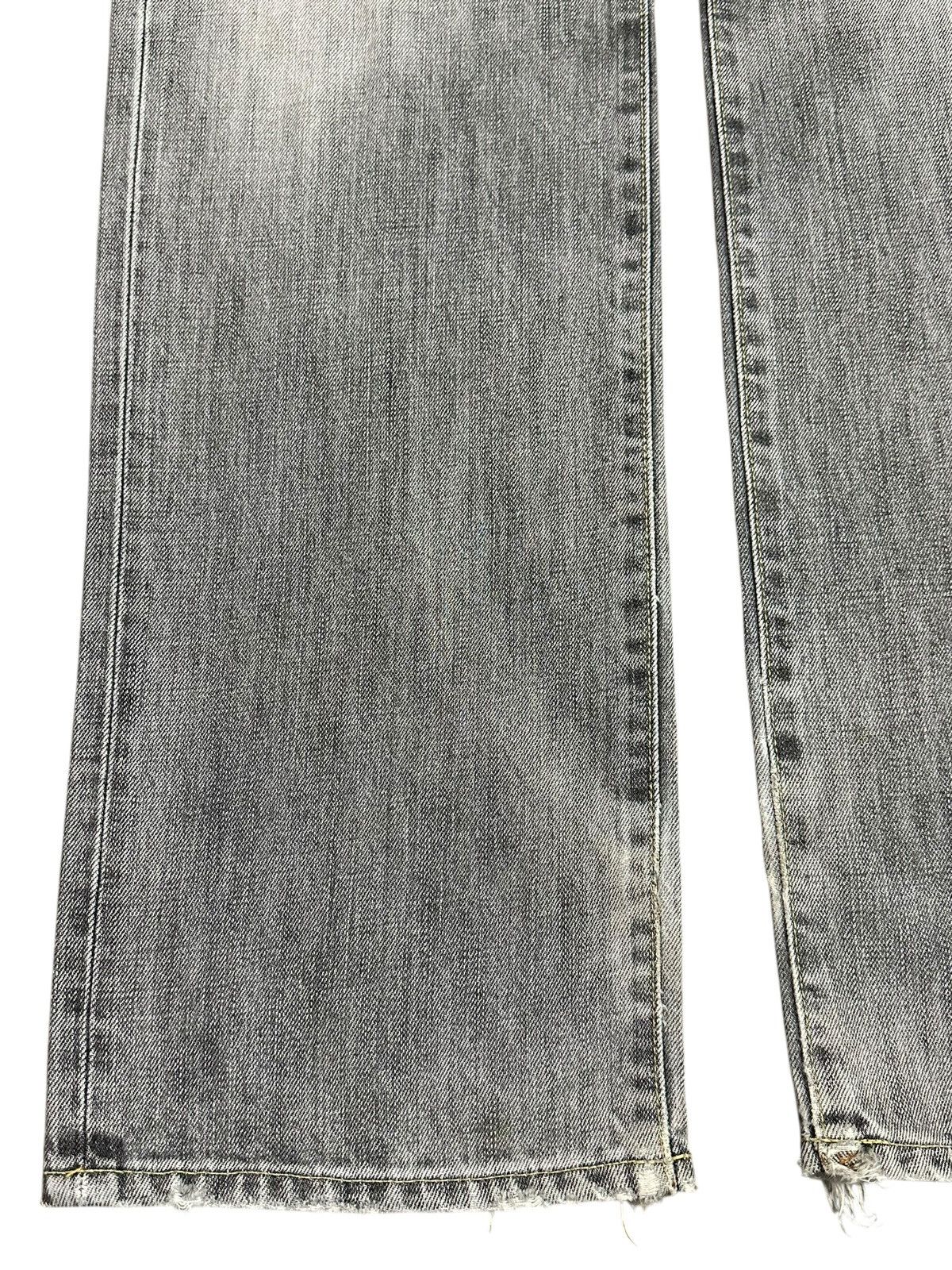 Uniqlo Vintage Japanese Uniqlo Faded Wash Style Loose Jeans Size US 34 / EU 50 - 7 Thumbnail