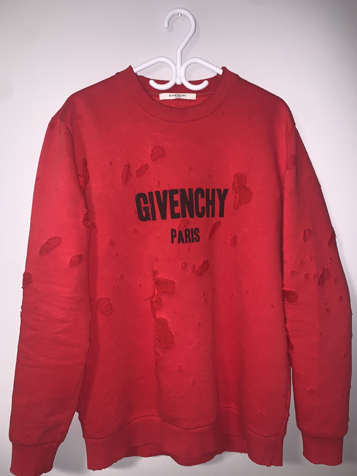 Givenchy GIVENCHY Distressed Mens Logo Crewneck Sweater Red Size US L / EU 52-54 / 3 - 2 Thumbnail