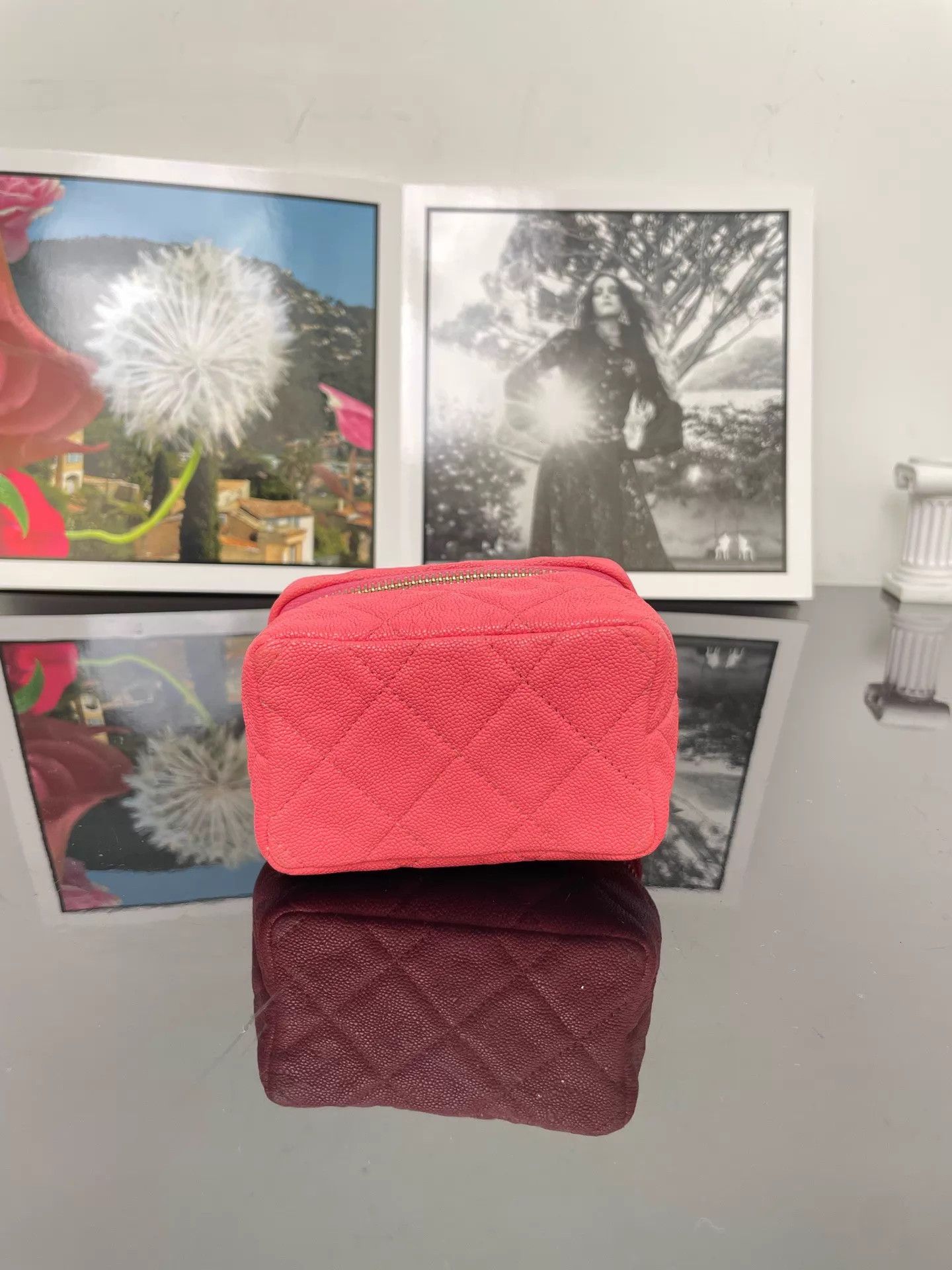 Chanel Chanel Vintage Mini Cosmetic Pouch Size ONE SIZE - 4 Thumbnail