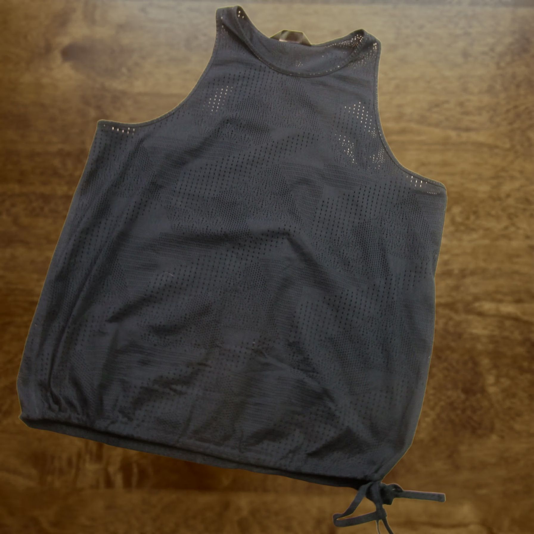 The North Face The North Face Tank Top Womens XL Sleeveless Lightweight Navy Crew Neck - Shop Now Size XL / US 12-14 / IT 48-50 - 1 Thumbnail