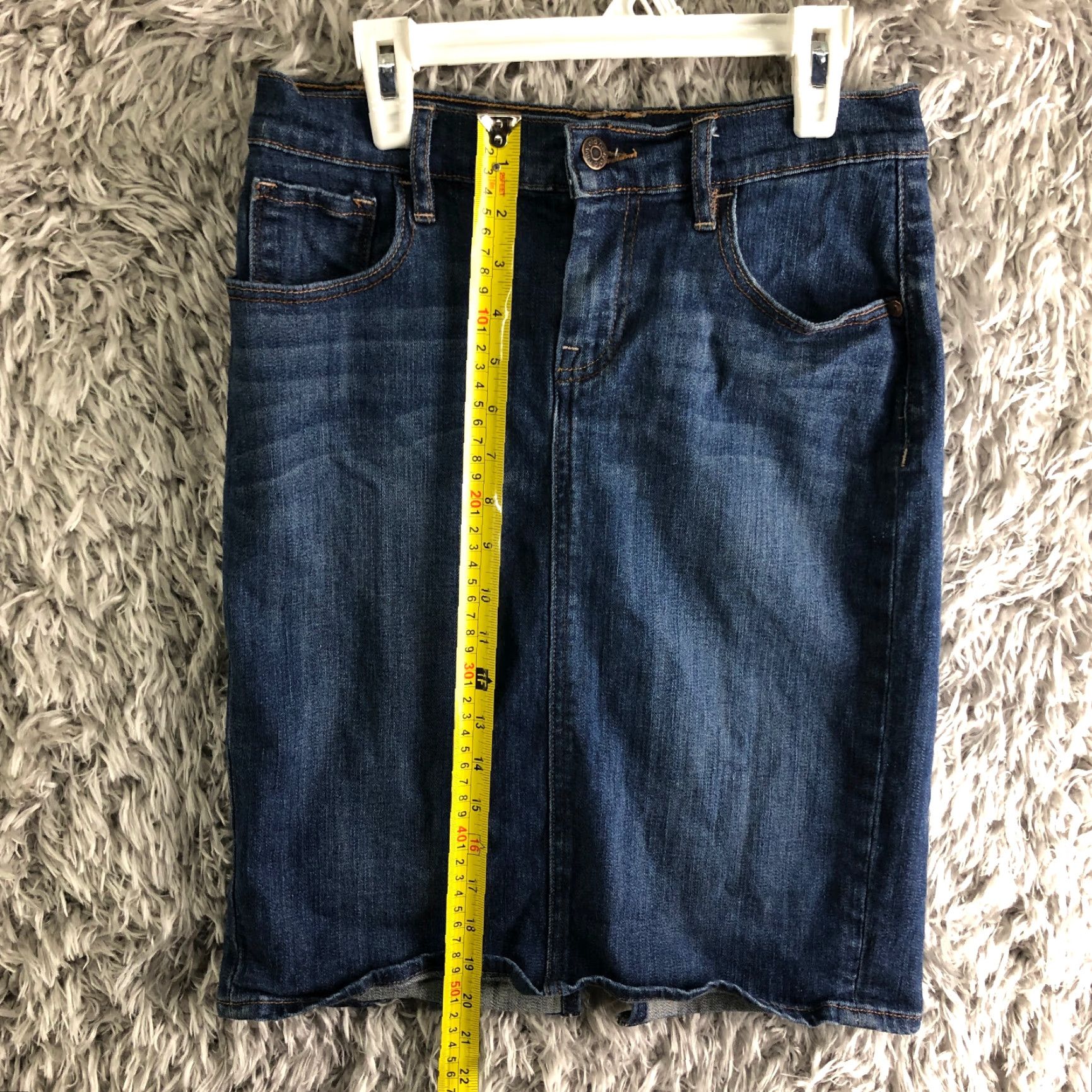 Old Navy Old Navy Women's Sz 2 High Rise Blue Denim Pencil Skirt Stretch Pockets Casual Size 26" / US 2 / IT 38 - 3 Thumbnail