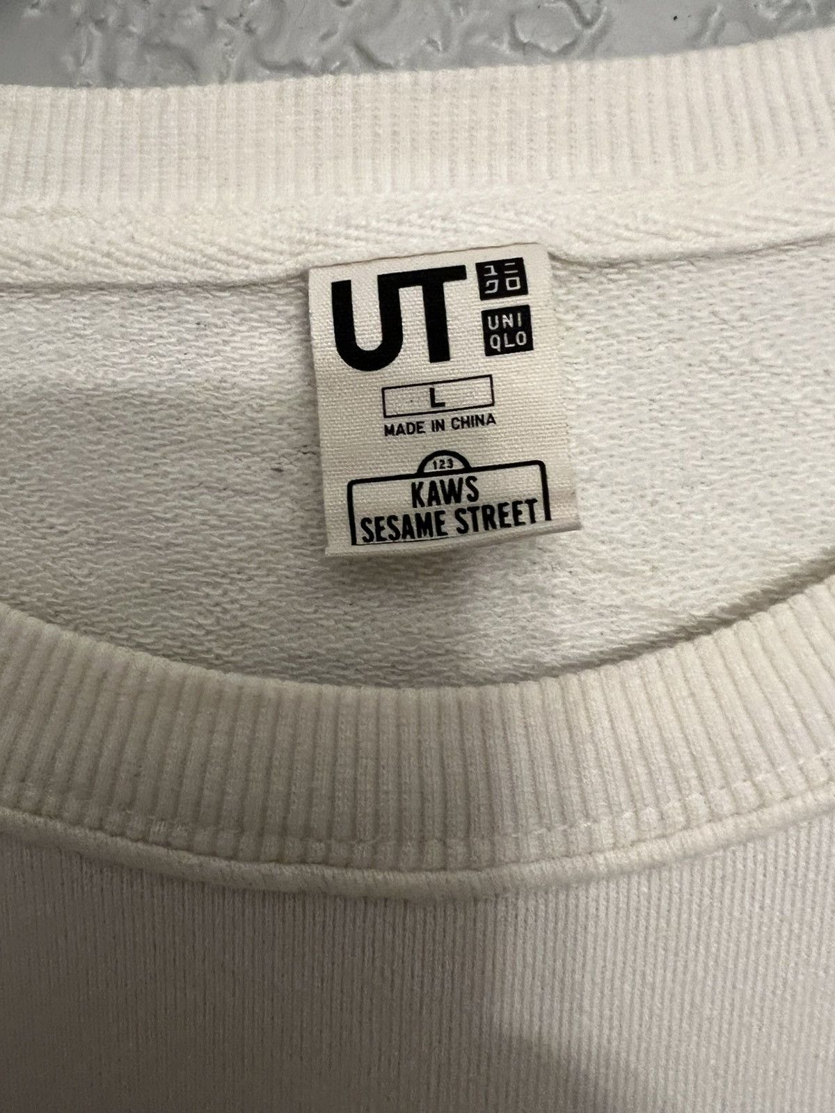 Kaws × Uniqlo Uniqlo Kaws long-sleeve sweater size large Size US L / EU 52-54 / 3 - 2 Thumbnail