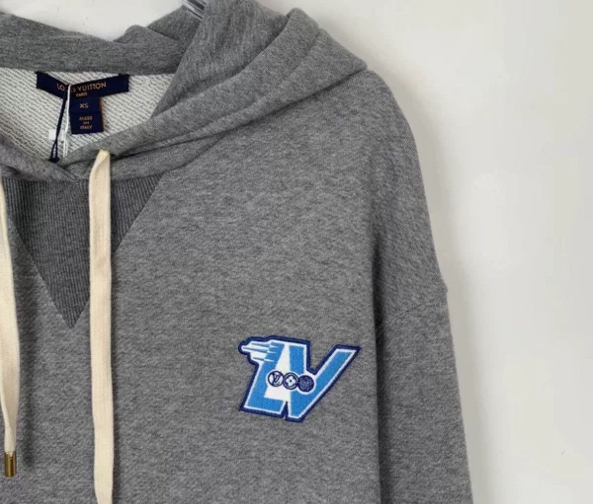 Louis Vuitton Louis Vuitton LV 23 gray long sleeved cotton sweatshirt Size US XS / EU 42 / 0 - 3 Thumbnail