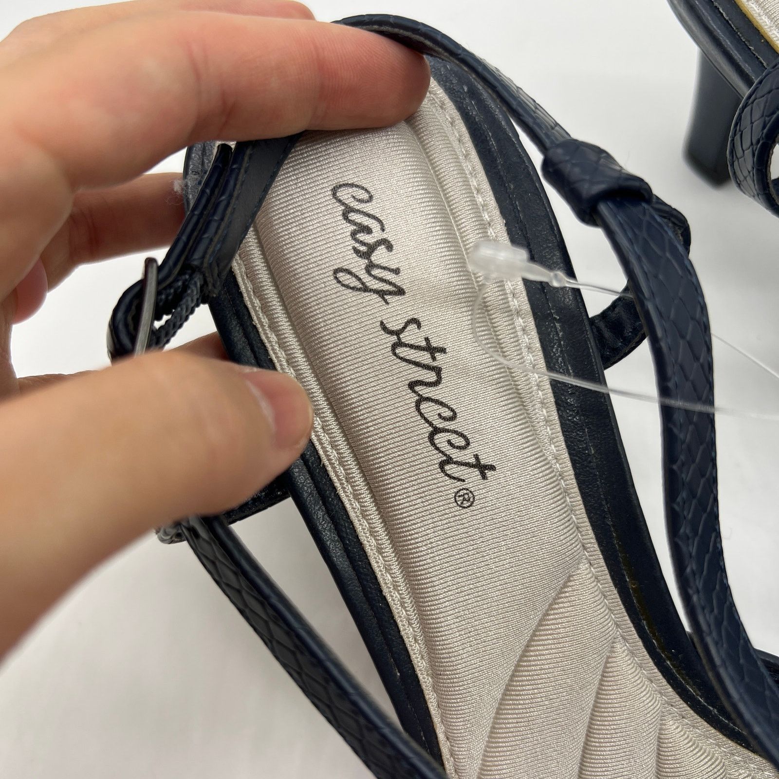 Other Easy Street Women's Finesse Pump Size 8.5 Blue Navy Size US 8.5 / IT 38.5 - 10 Thumbnail