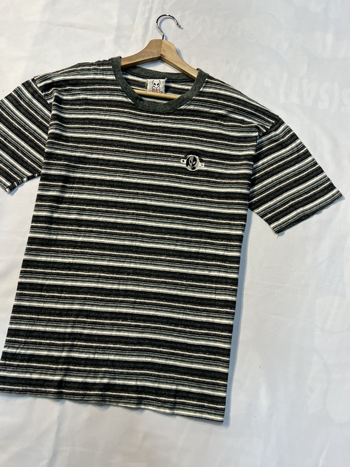 Alien Workshop × Vintage VINTAGE ALIEN WORKSHOP USA STRIPE TEE Size US L / EU 52-54 / 3 - 2 Thumbnail