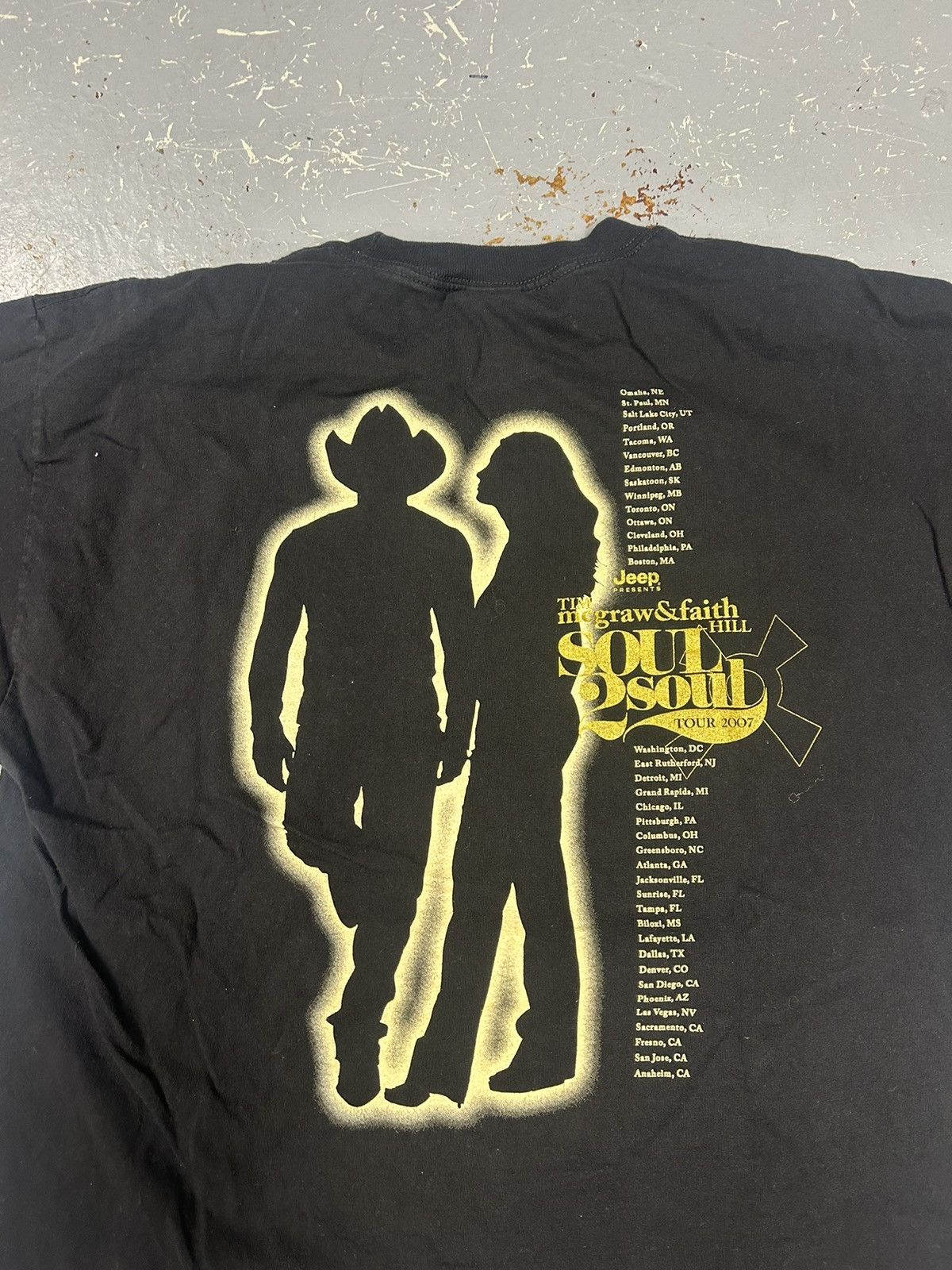 Band Tees × Vintage Crazy Vintage Y2K Black Tim McGraw Faith Hill Band Tee Shirt Size US XL / EU 56 / 4 - 2 Thumbnail