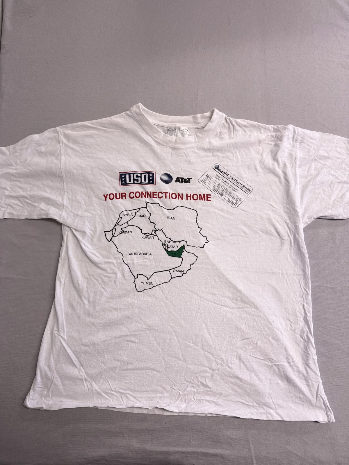 Designer Vintage USO AT&T T-shirt Your Connection Home Middle East L Size US L / EU 52-54 / 3 - 1 Thumbnail