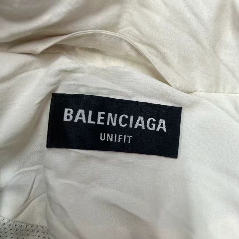 Balenciaga Balenciaga 22FW White Shoulder Pads Nylon Sports Jacket Size US M / EU 48-50 / 2 - 5 Thumbnail