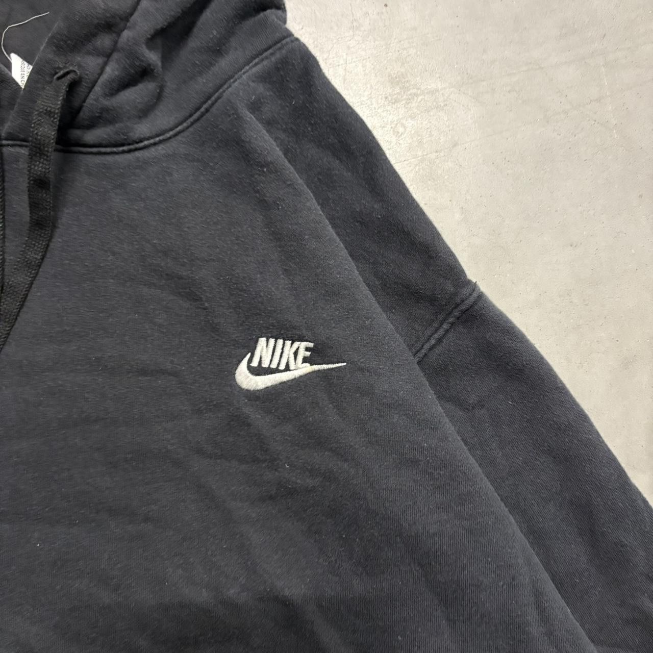 Nike Crazy Vintage Y2K/2000s Nike Black Embroidered Logo Essential Hoodie! Size US L / EU 52-54 / 3 - 2 Thumbnail