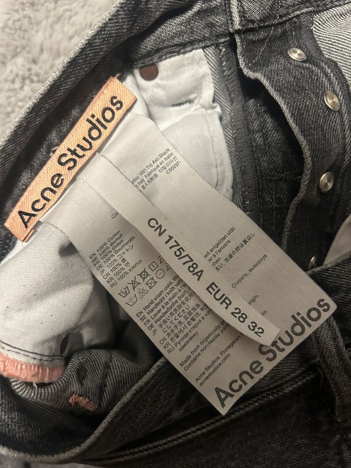 Acne Studios acne studios 1991 toj ash black jeans Size US 28 / EU 44 - 4 Thumbnail